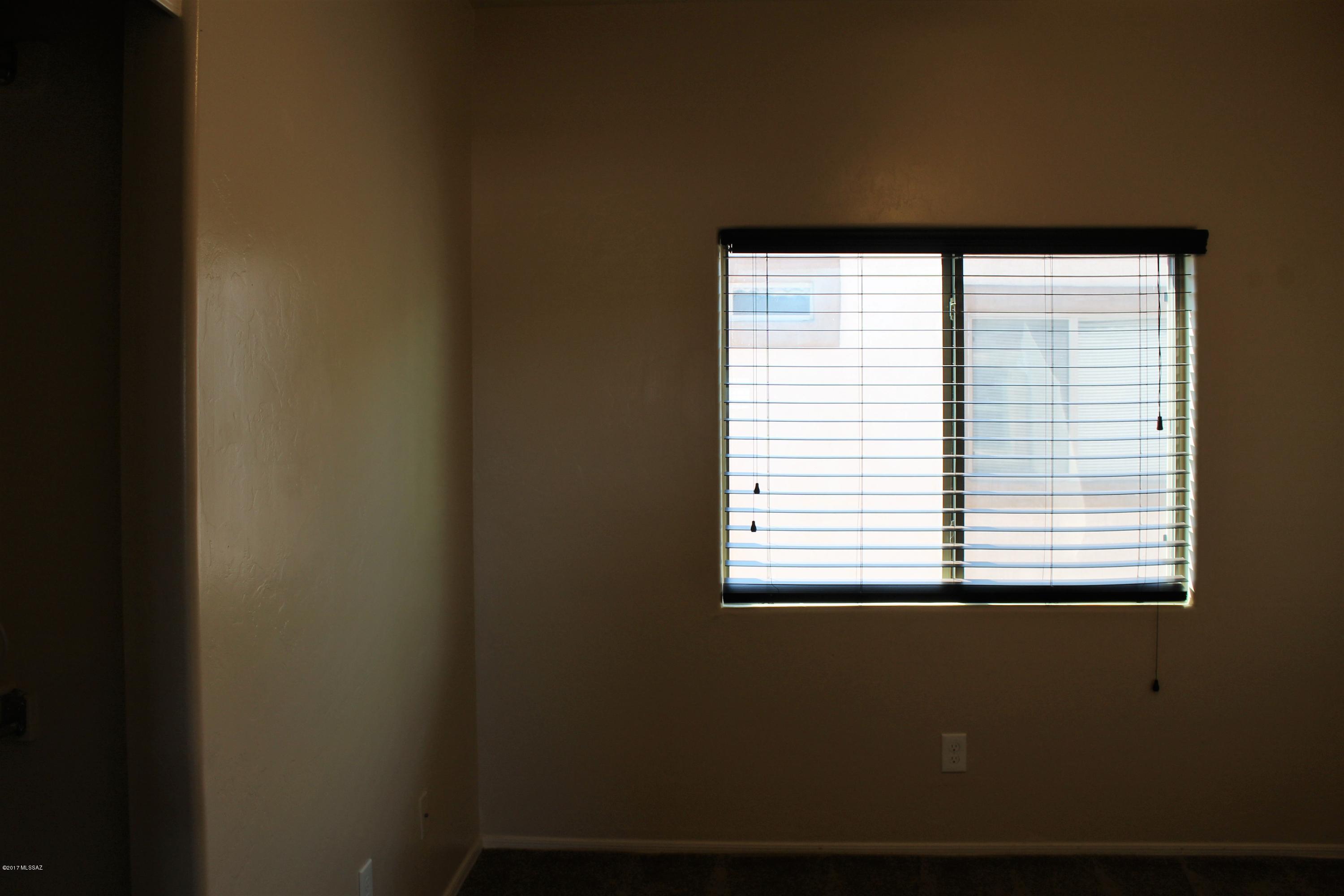 Presidio Del Oro (1-163) - Residential Lease