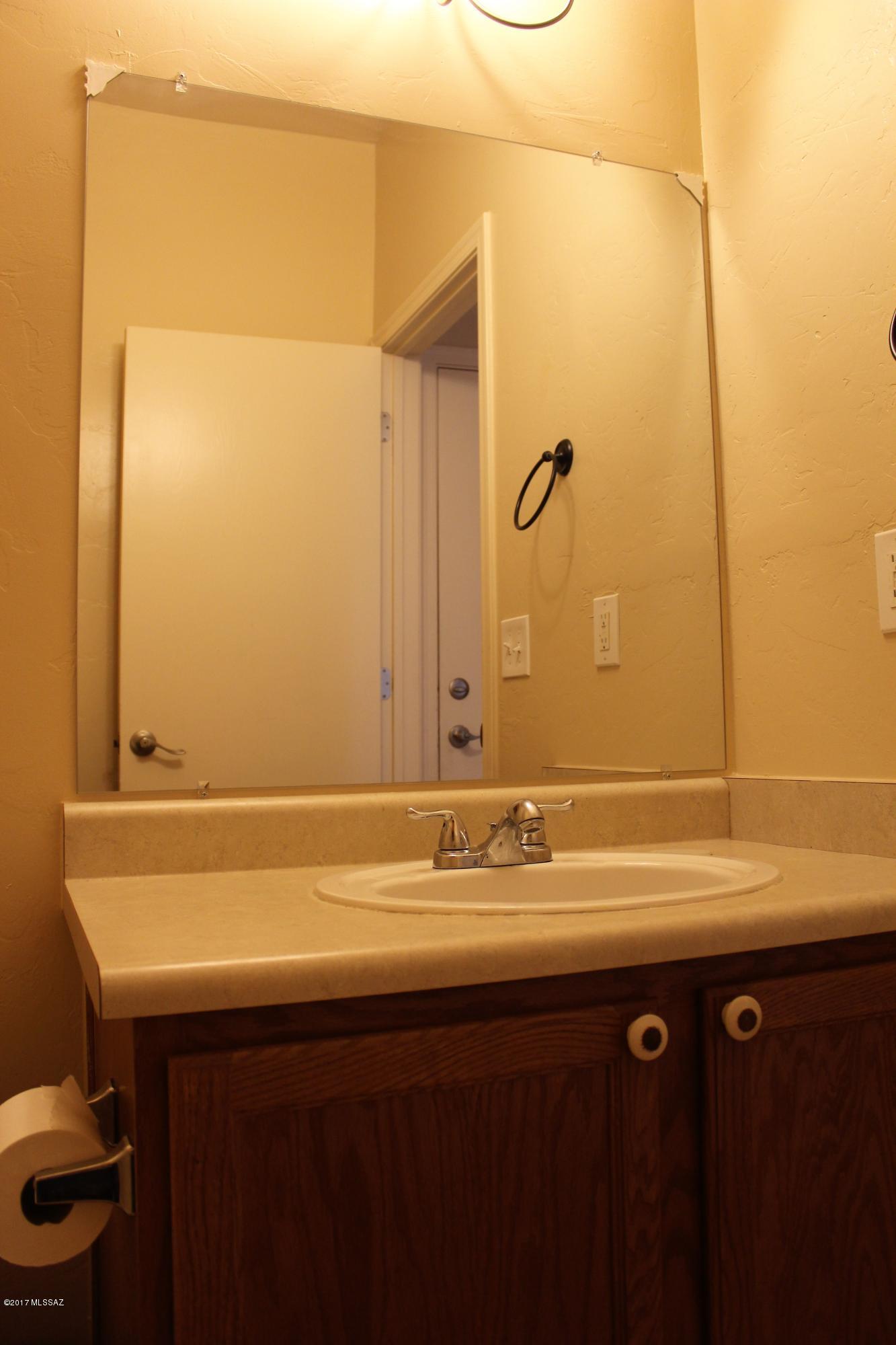 Presidio Del Oro (1-163) - Residential Lease