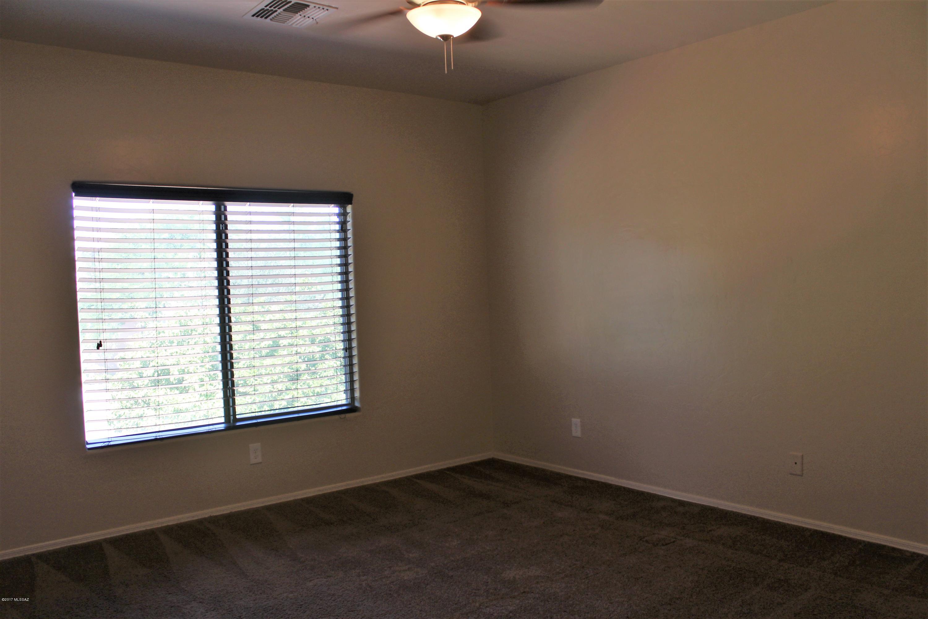 Presidio Del Oro (1-163) - Residential Lease
