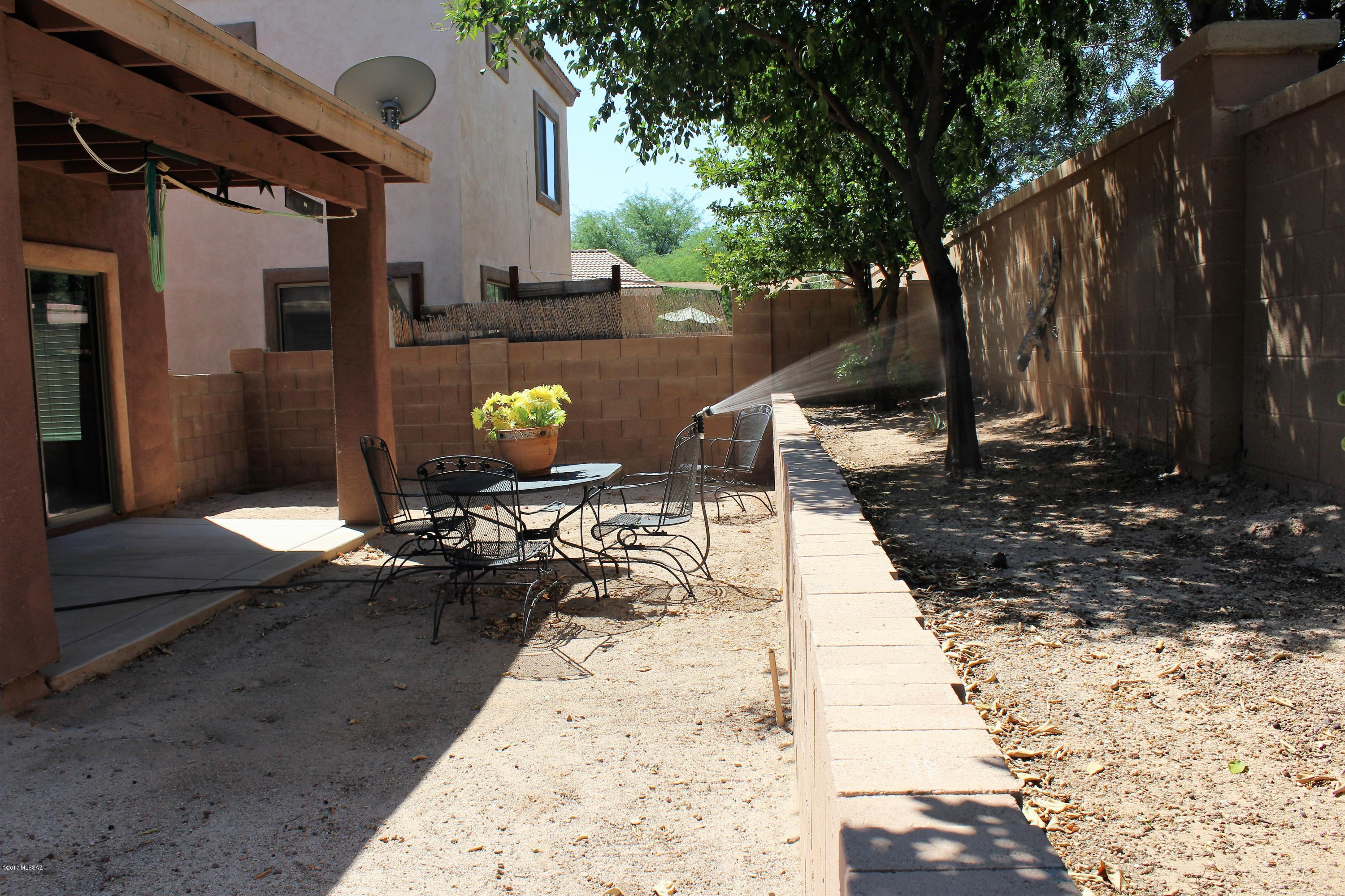 Presidio Del Oro (1-163) - Residential Lease