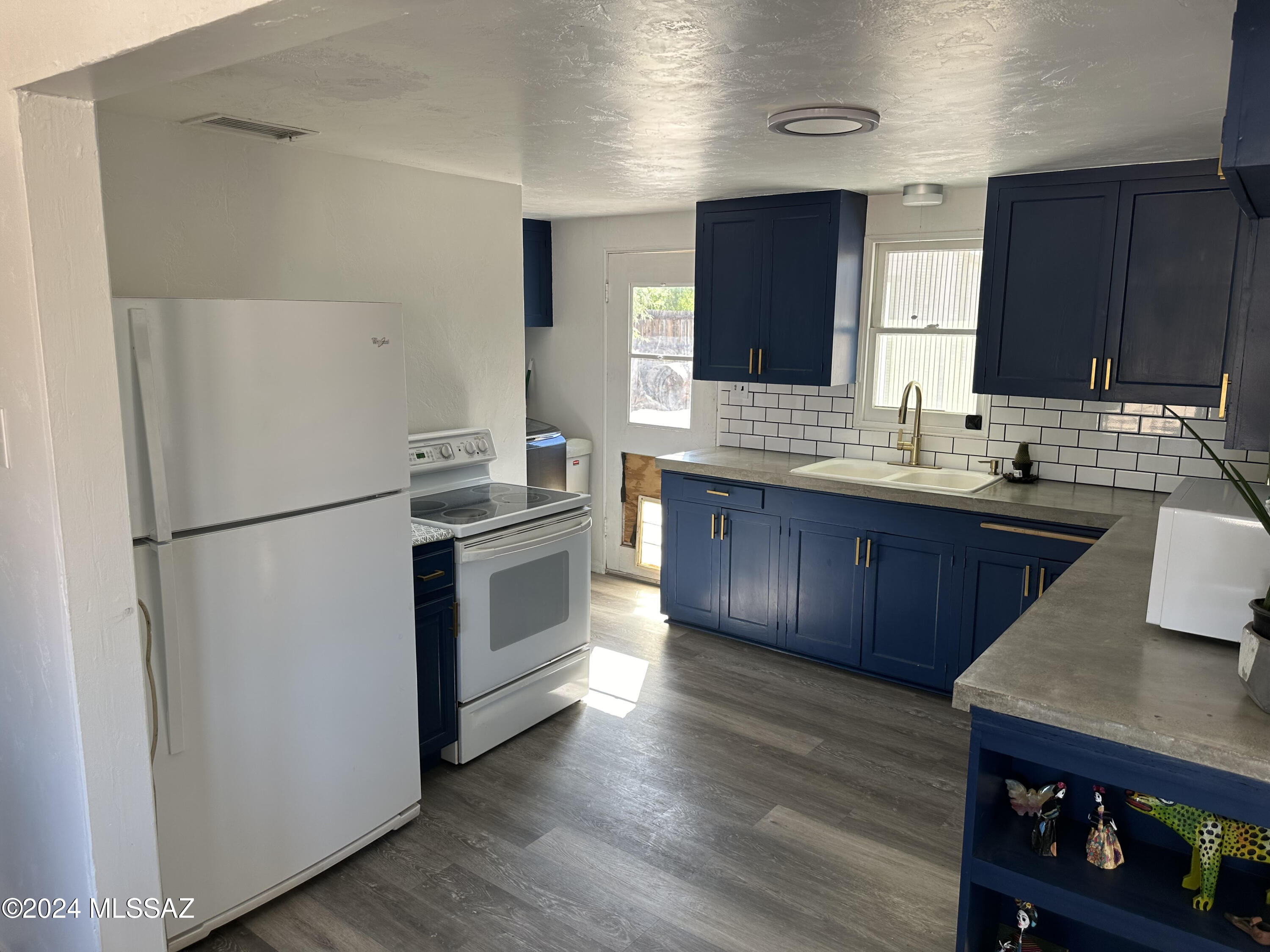 Catalina Poultry Acres NO 3 - Residential