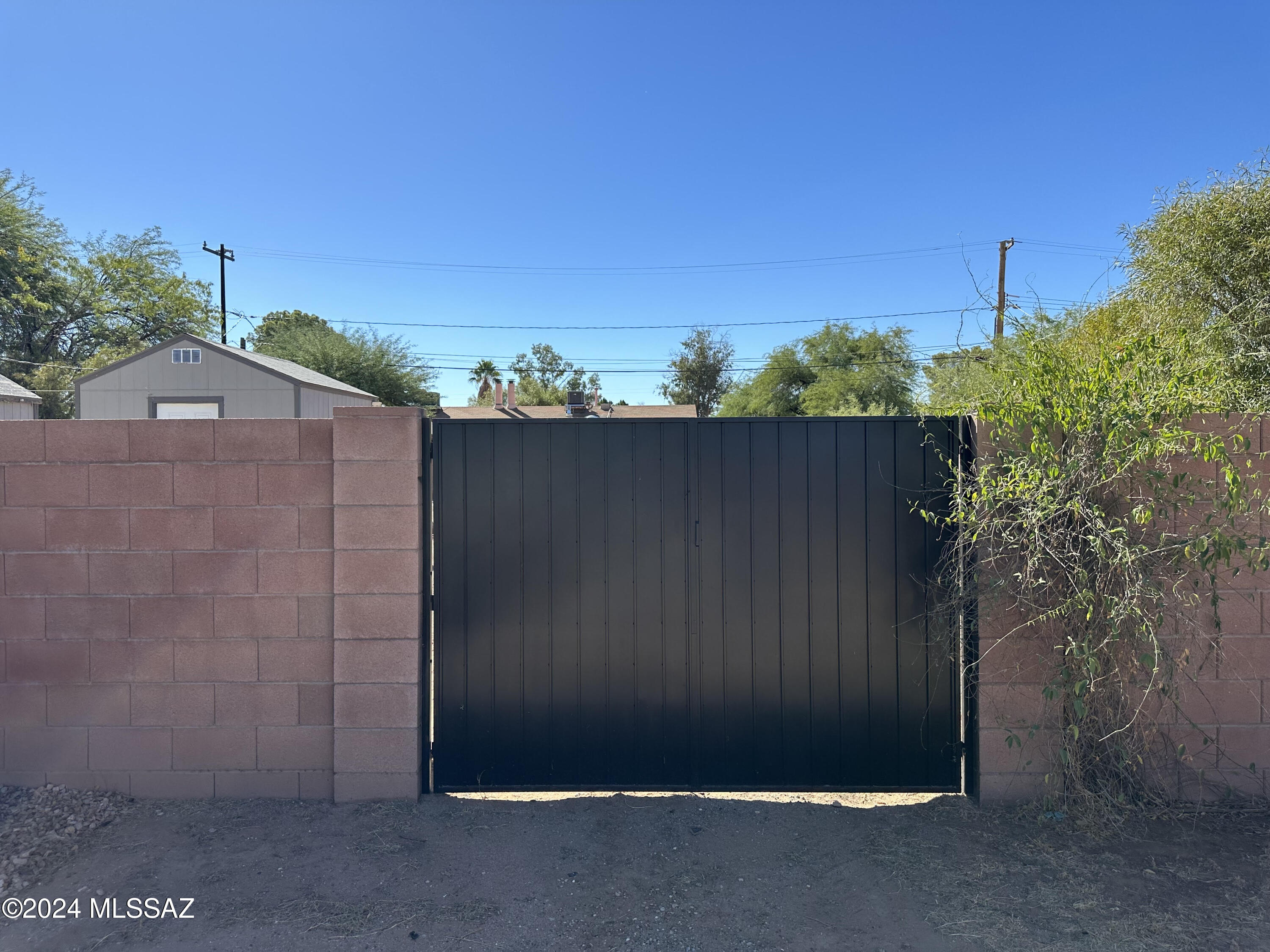 Catalina Poultry Acres NO 3 - Residential