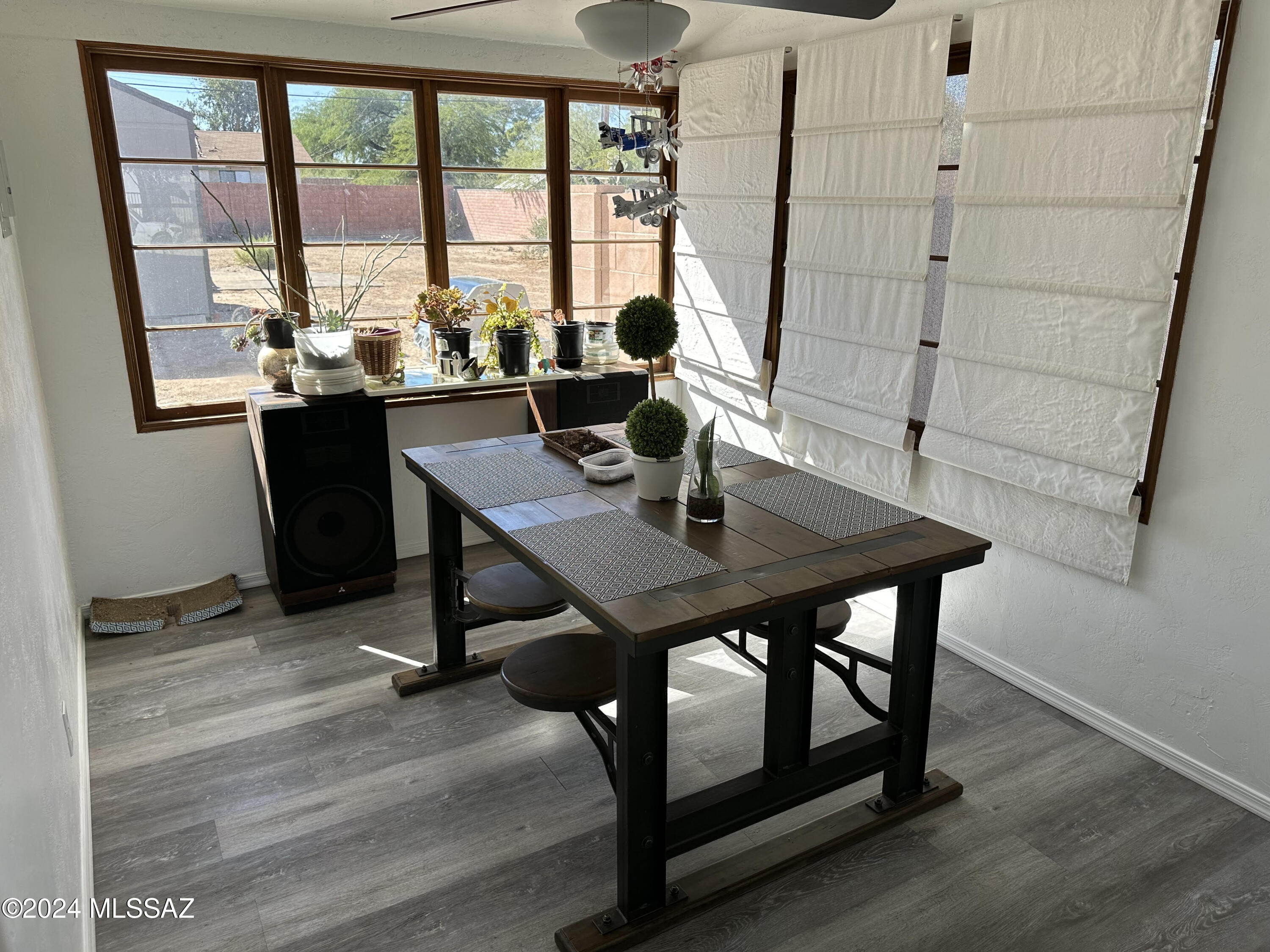 Catalina Poultry Acres NO 3 - Residential