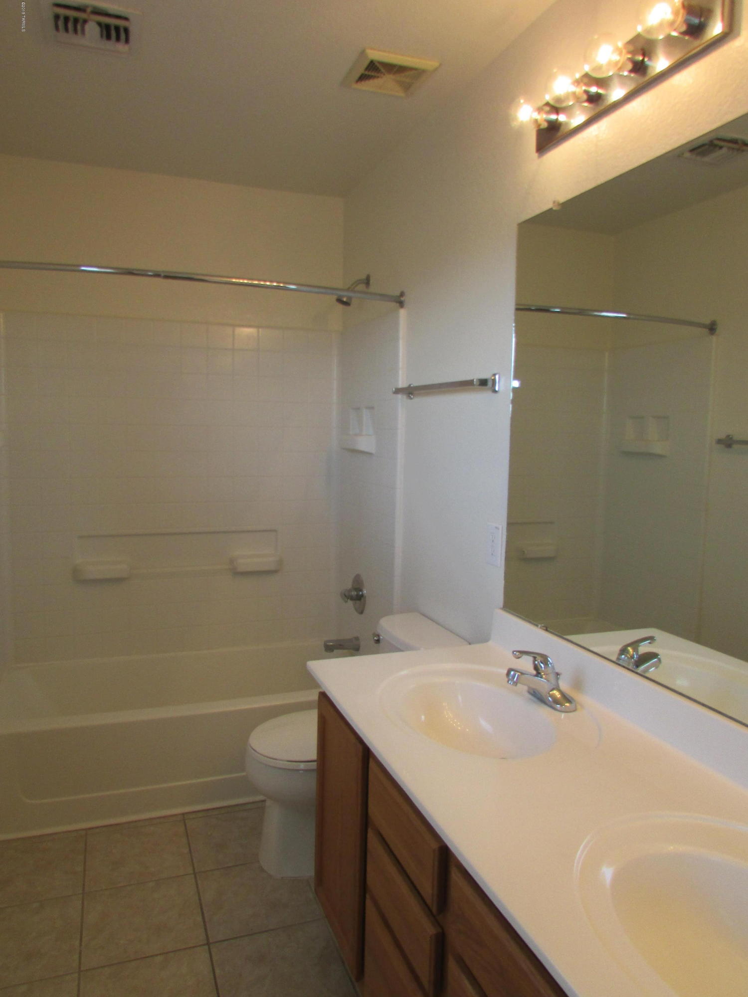 Hartman Vistas-(1-353) - Residential Lease