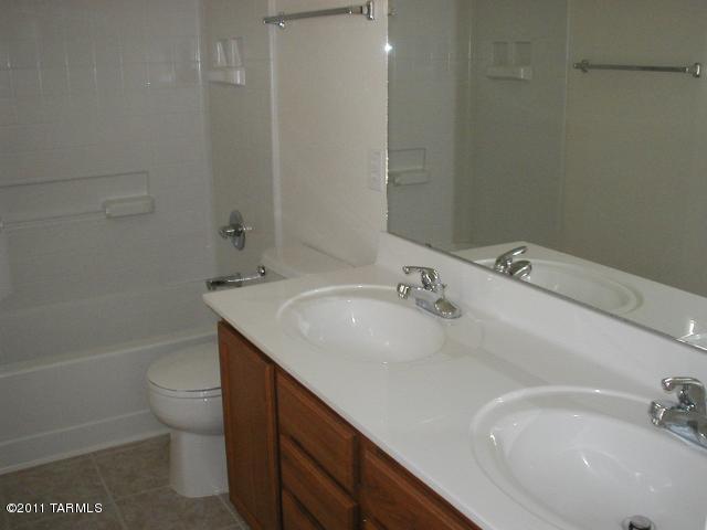 Hartman Vistas-(1-353) - Residential Lease