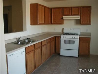 Hartman Vistas-(1-353) - Residential Lease