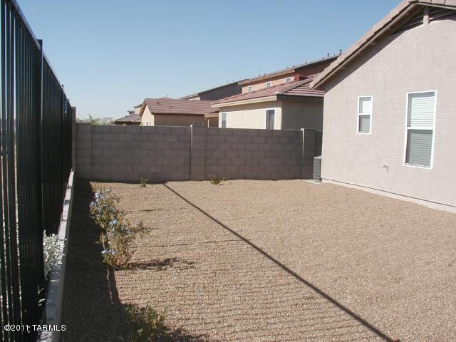 Hartman Vistas-(1-353) - Residential Lease