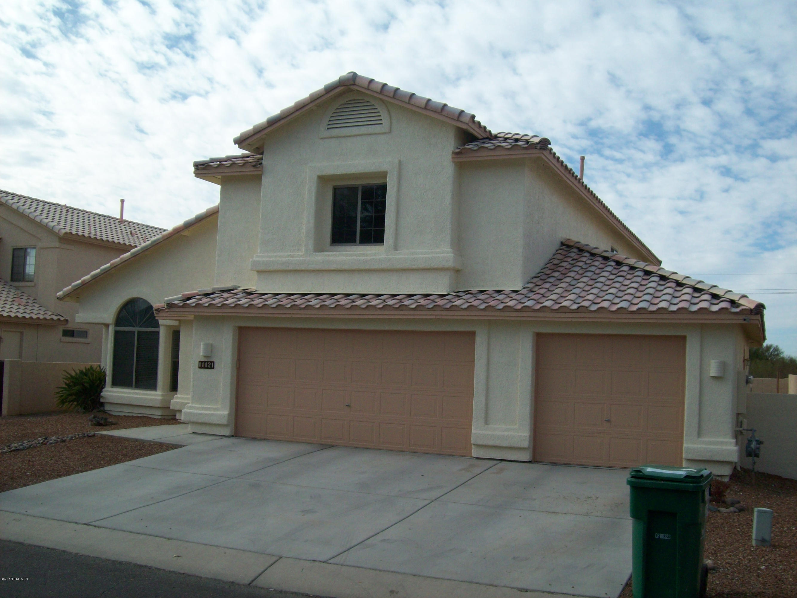 Outstanding 4BR,3BA,2904 SqFt in Gorgeous Canada Hills Golf Community. The master and one bedroom have huge walk in closets and connecting bathrooms with garden tubs. Balcony has spectacular mountain and sunset views. Home has open floor plan with fireplace in the family room. Home has 3 car garage. Is walking distance from Ironwood Ridge High and biking distance to Wilson K-8. Credit check is $50, Deposit is $1625, and pet fee is $250. Working W/D and extra refrigerator in home but are as is. Owner will not repair.
