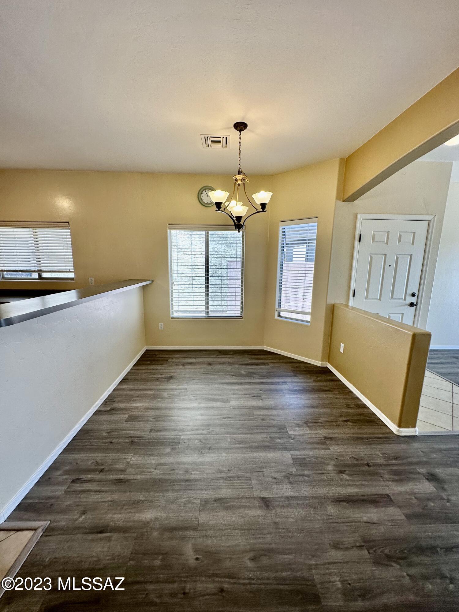 Sycamore Park Village 5 (1-219) - Residential Lease