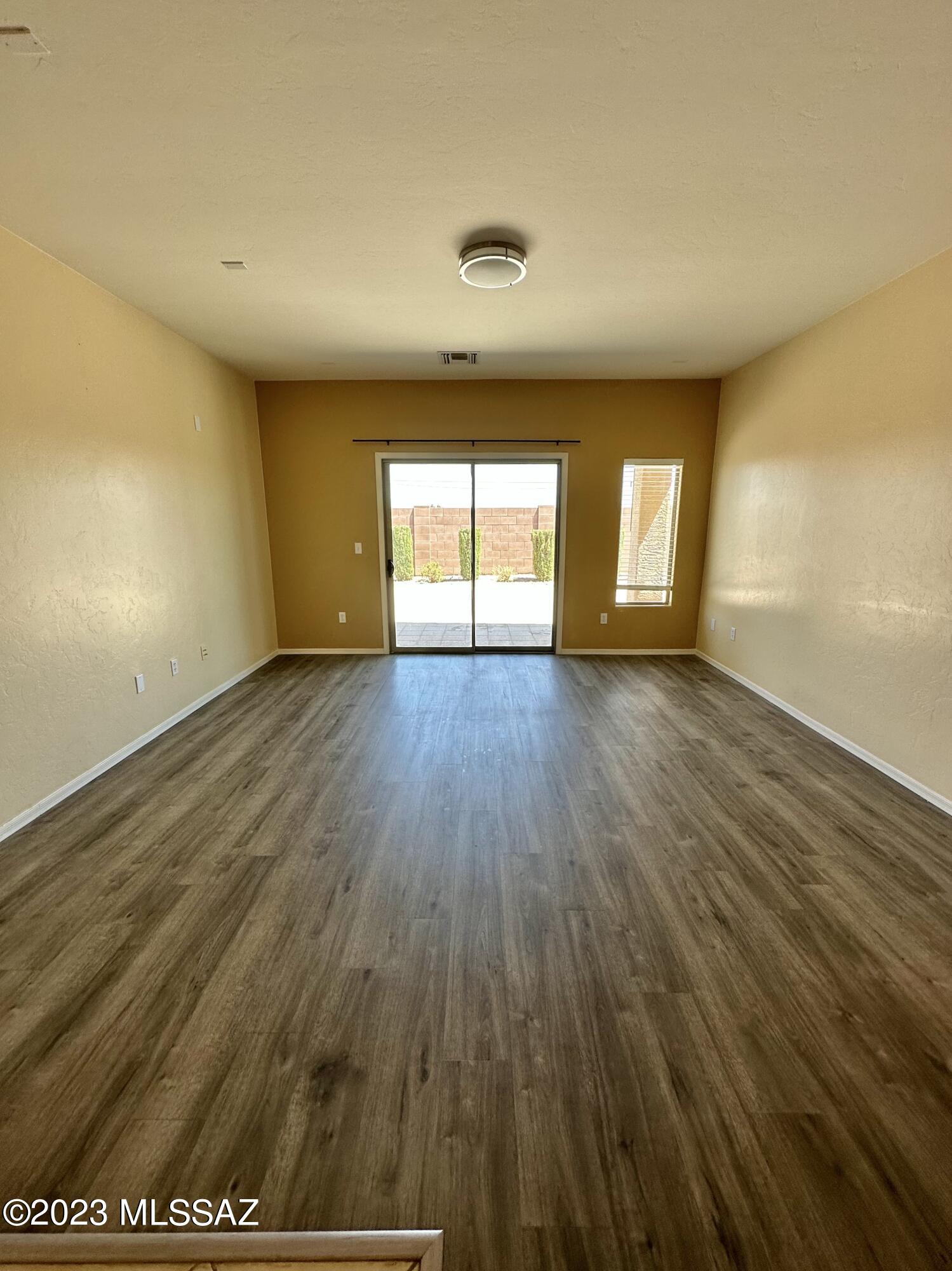 Sycamore Park Village 5 (1-219) - Residential Lease