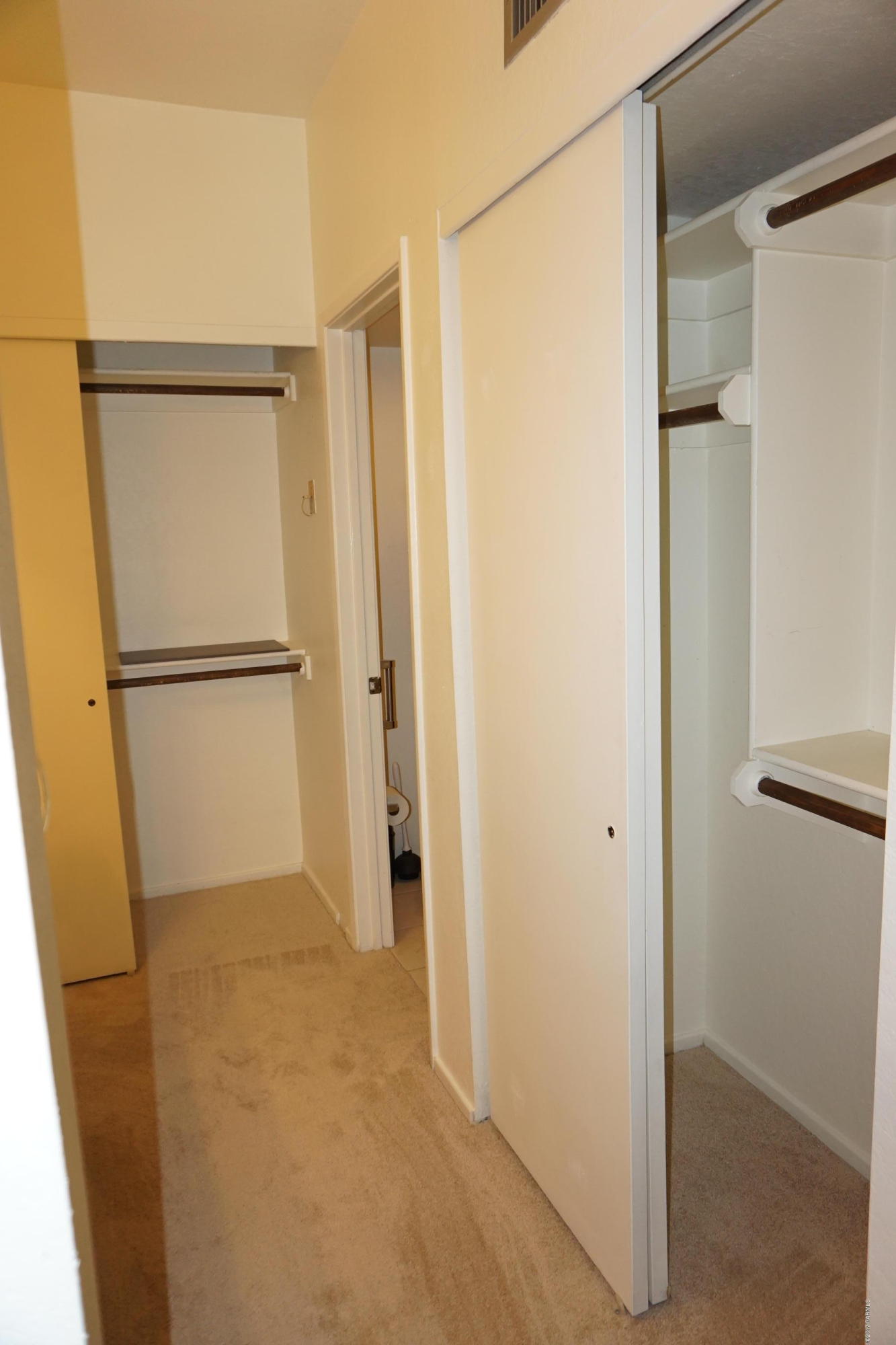Summertree Condominiums (1-224) - Residential