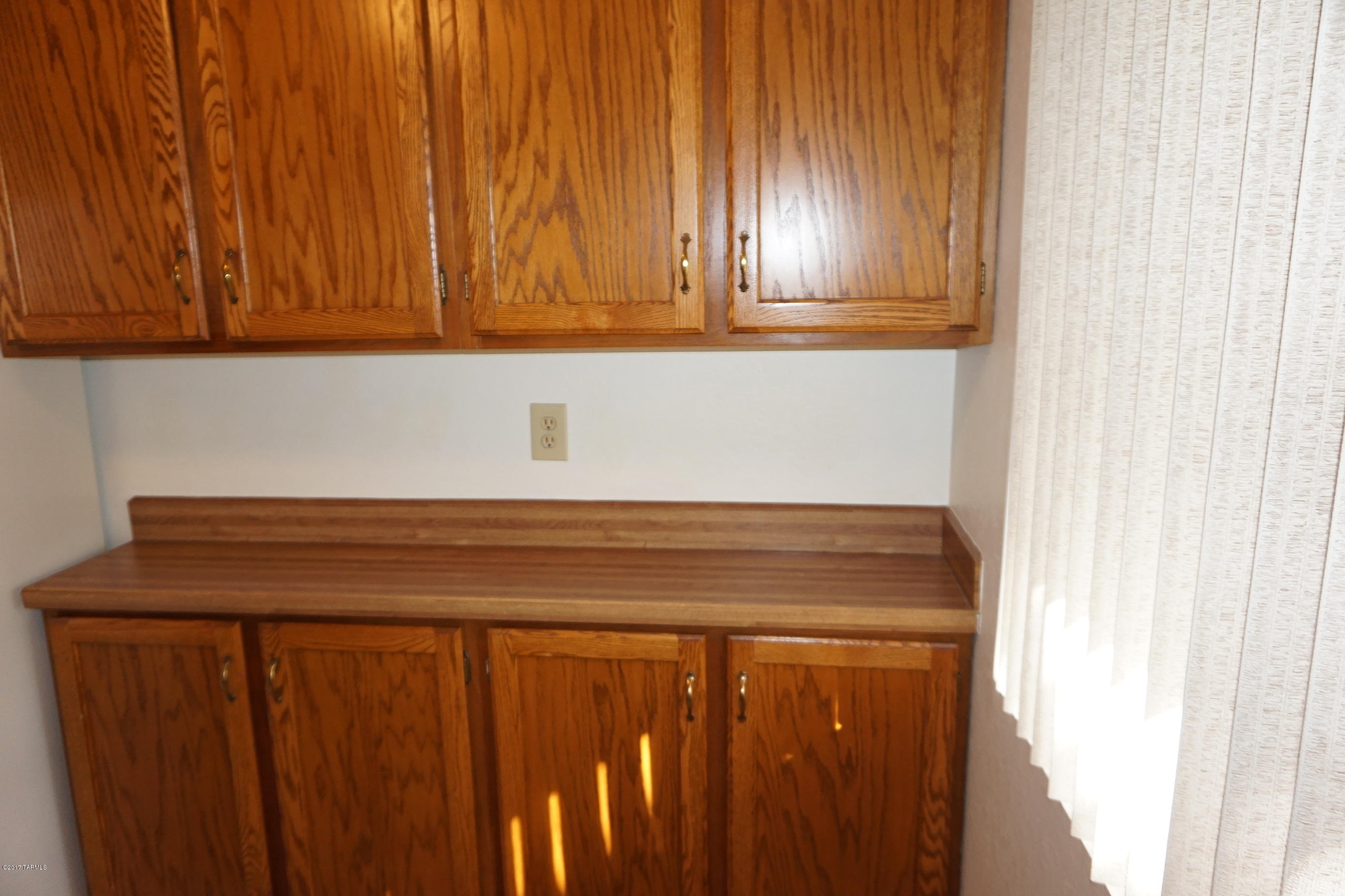 Summertree Condominiums (1-224) - Residential