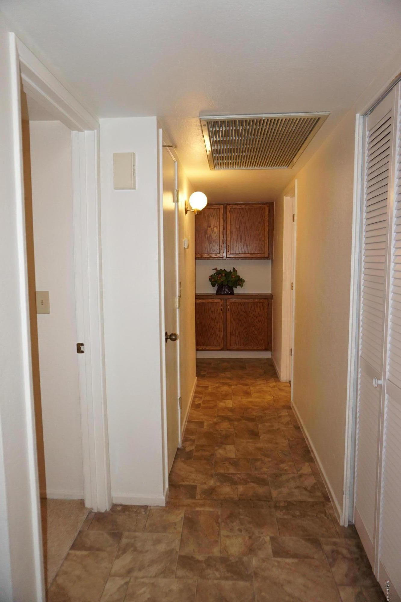 Summertree Condominiums (1-224) - Residential
