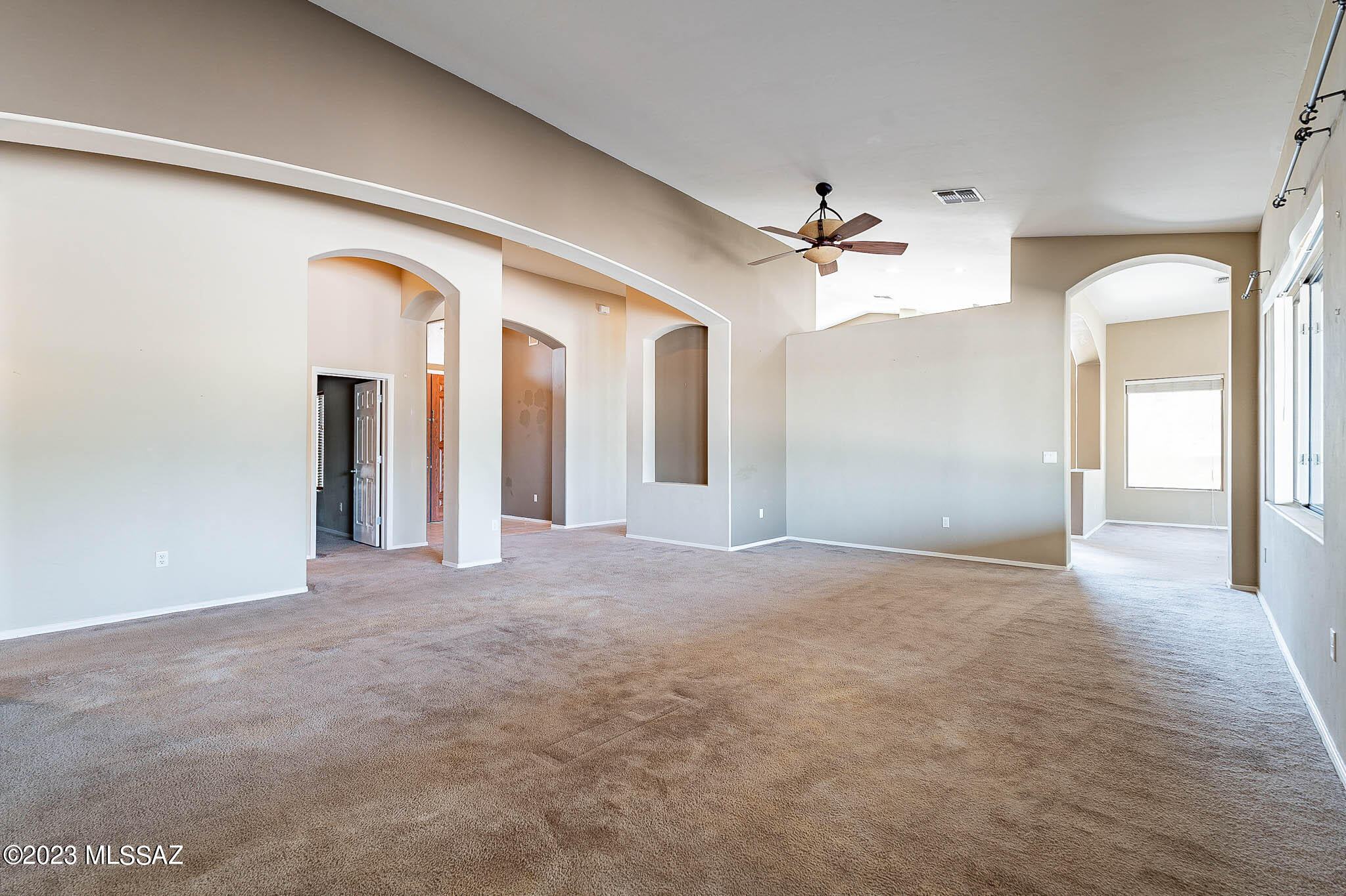 Rancho Del Lago (1-100) - Residential