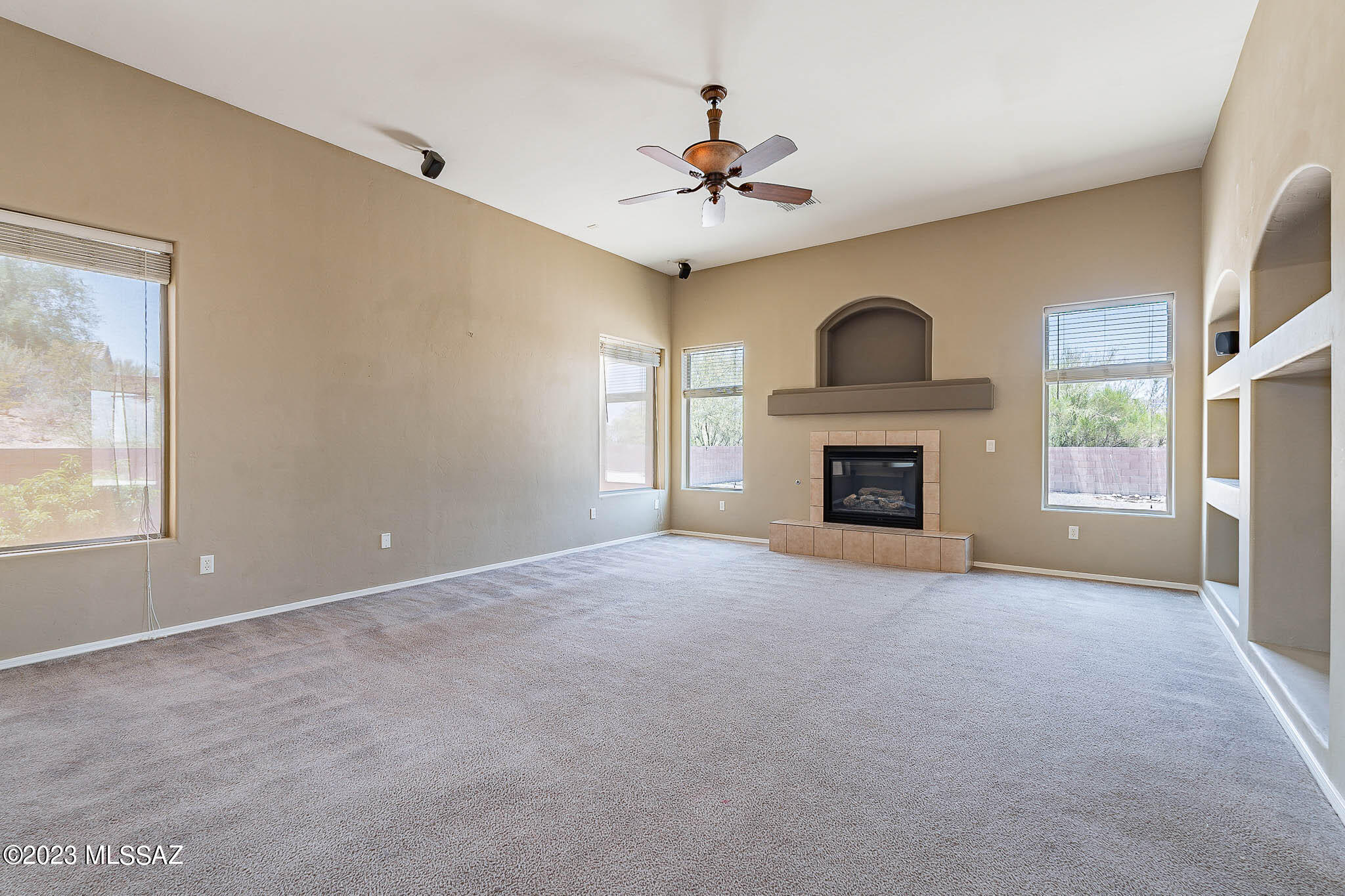 Rancho Del Lago (1-100) - Residential