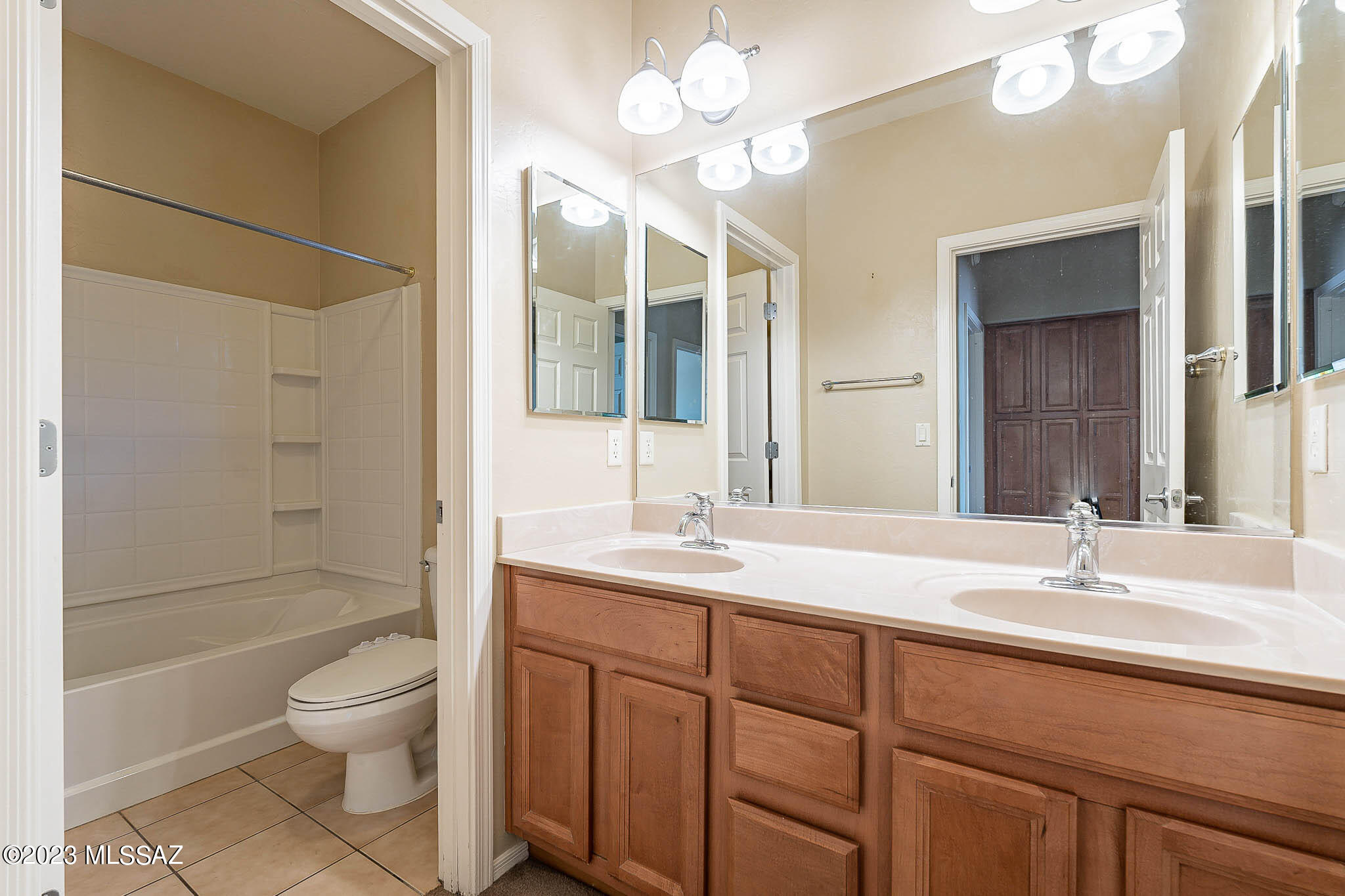 Rancho Del Lago (1-100) - Residential
