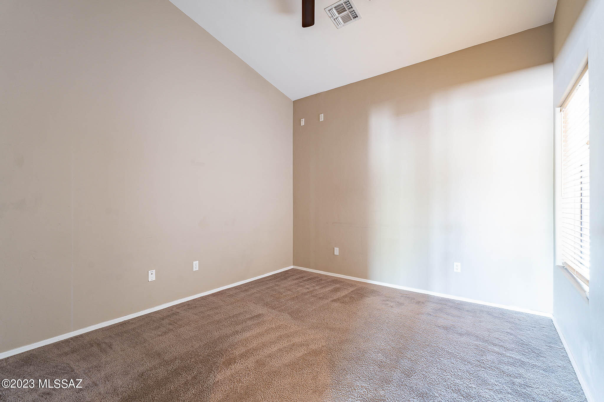 Rancho Del Lago (1-100) - Residential