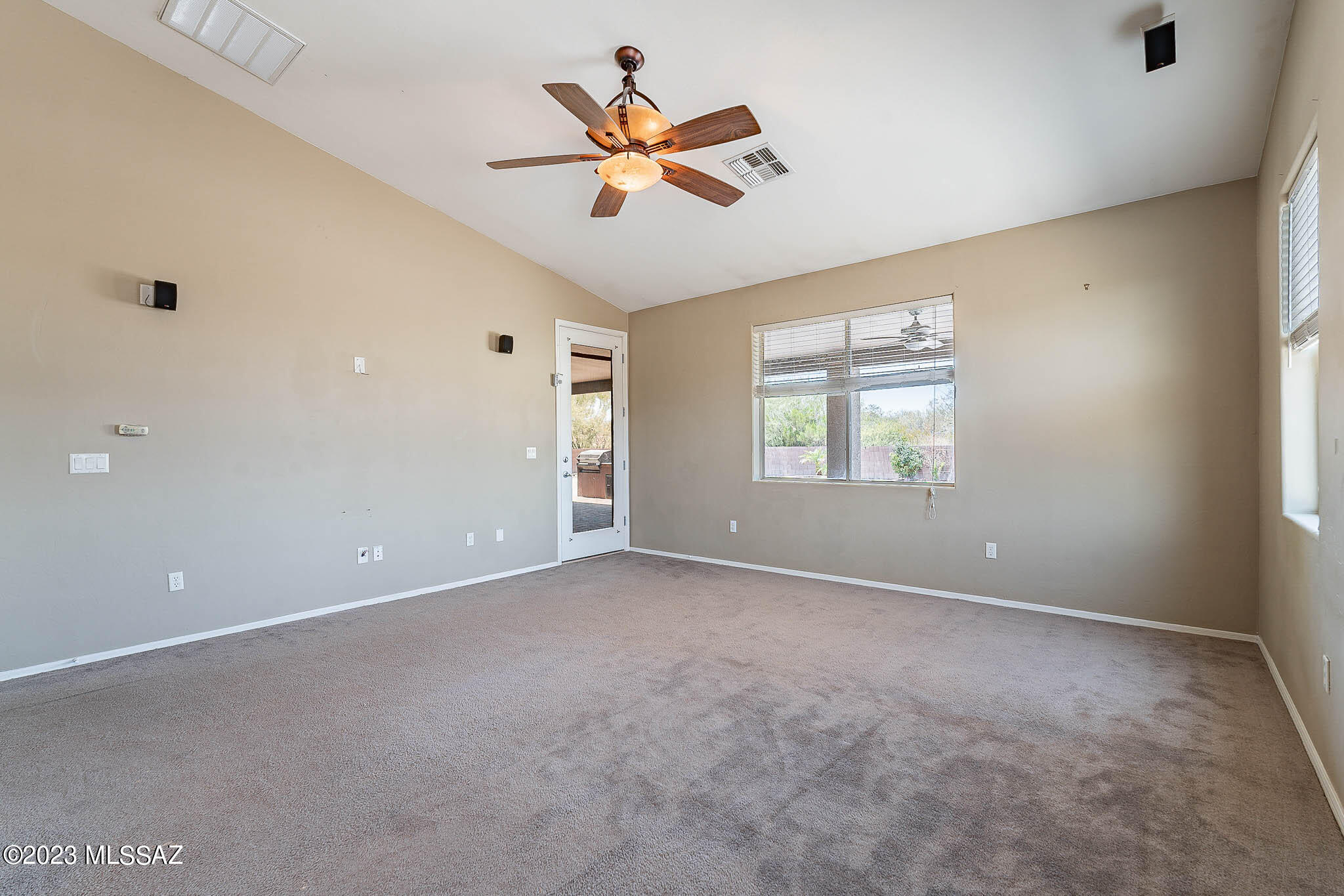 Rancho Del Lago (1-100) - Residential