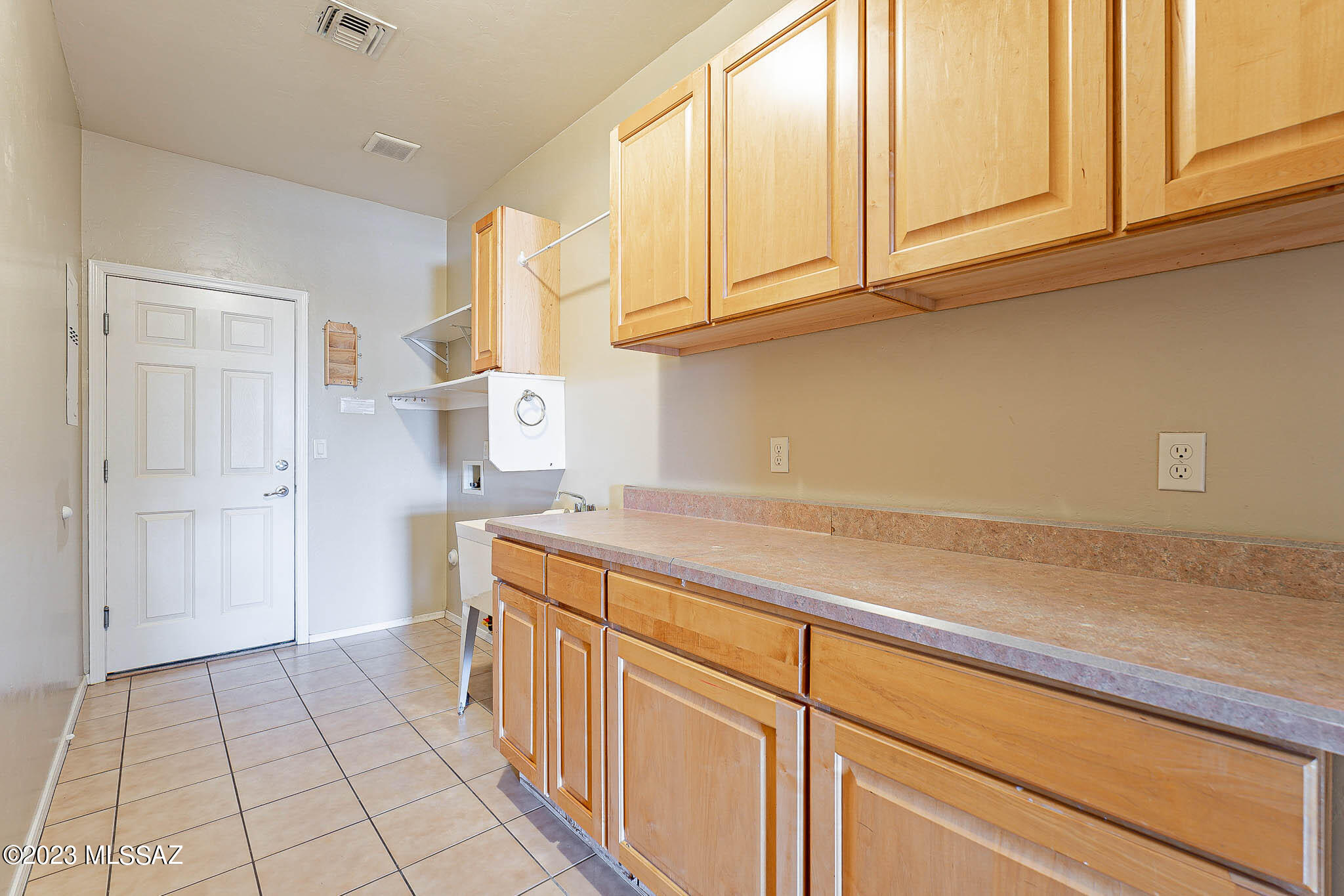 Rancho Del Lago (1-100) - Residential