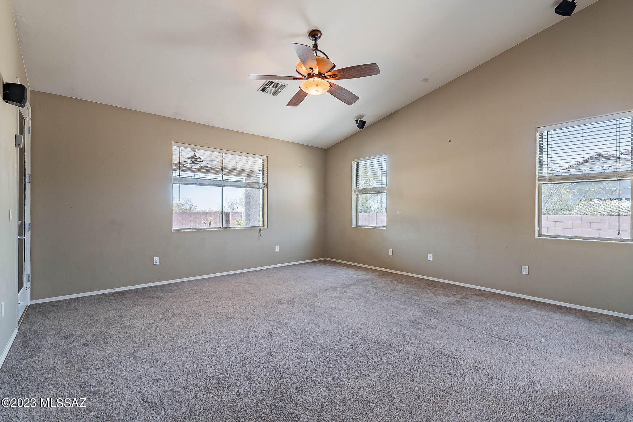 Rancho Del Lago (1-100) - Residential