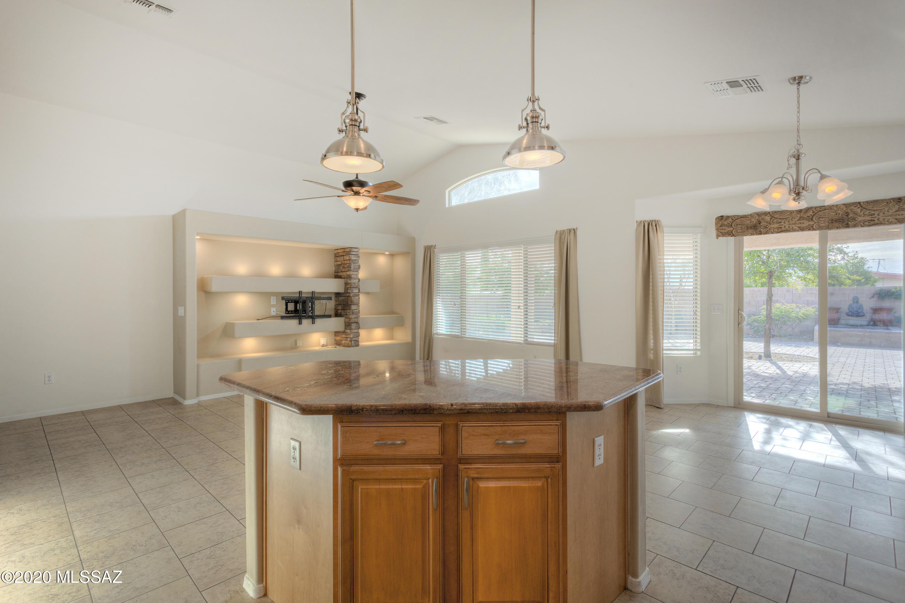 Colonia De Los Alamos - Desert Creek - Residential