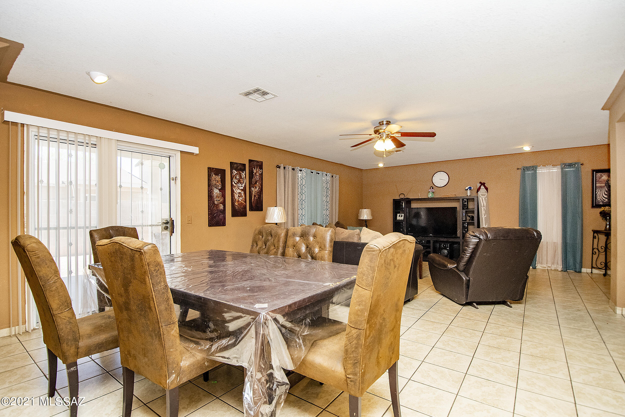 Arroyo Vista (1-166) - Residential