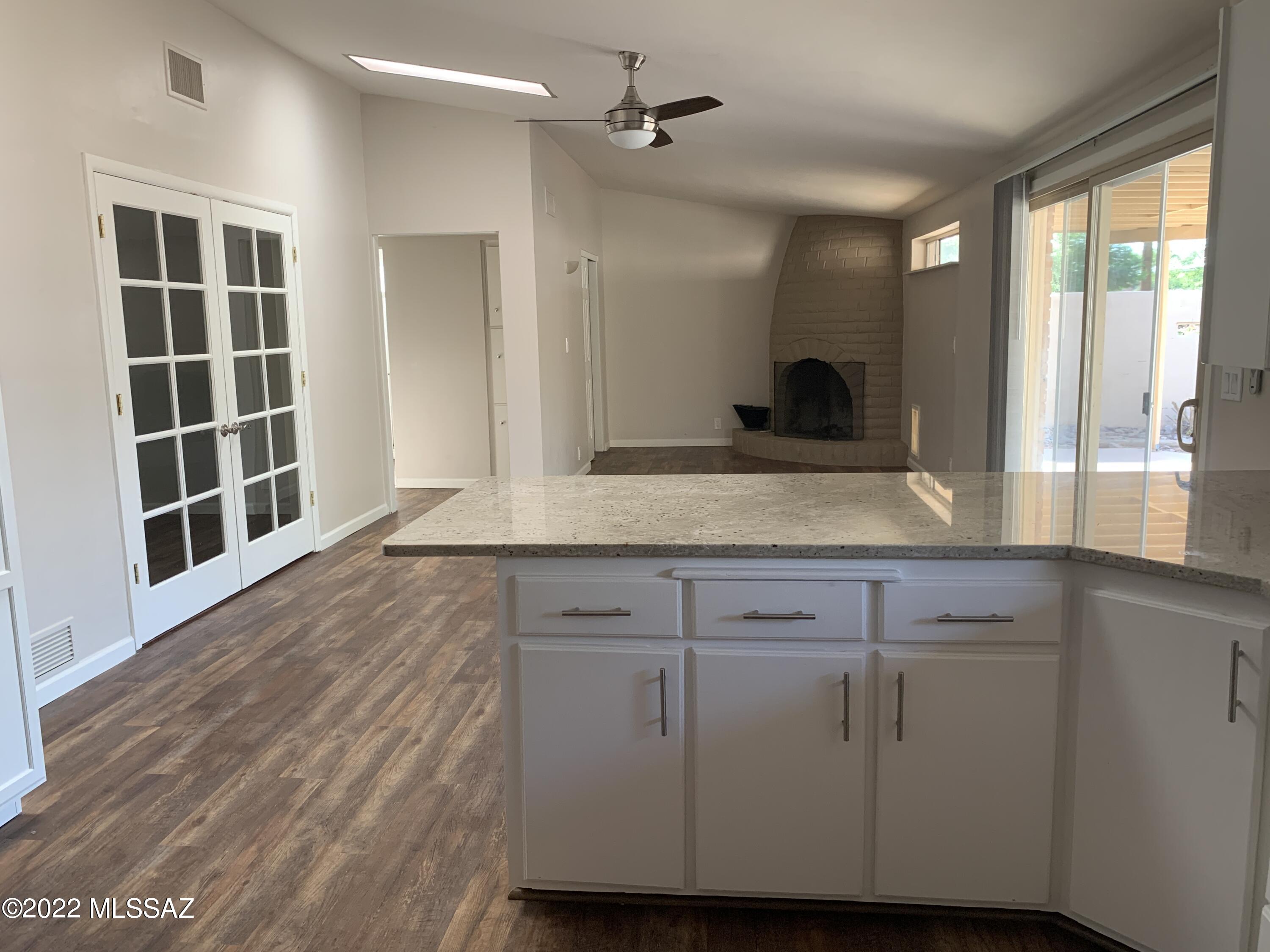 Unsubdivided - Residential Lease