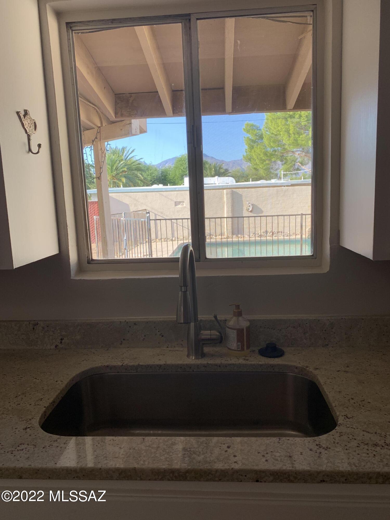 Unsubdivided - Residential Lease
