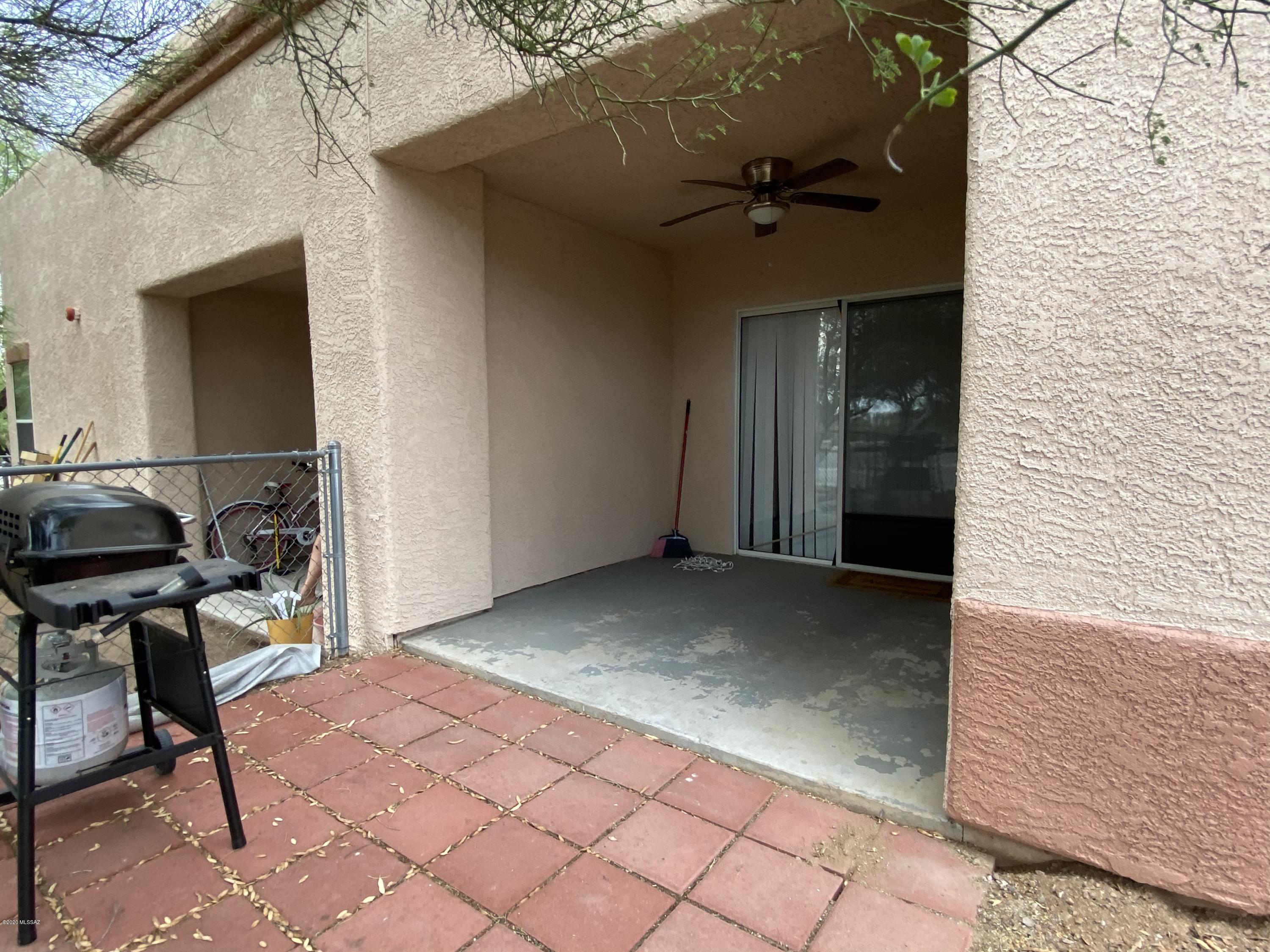 Valley Lane Townhomes (135-169) - Residential