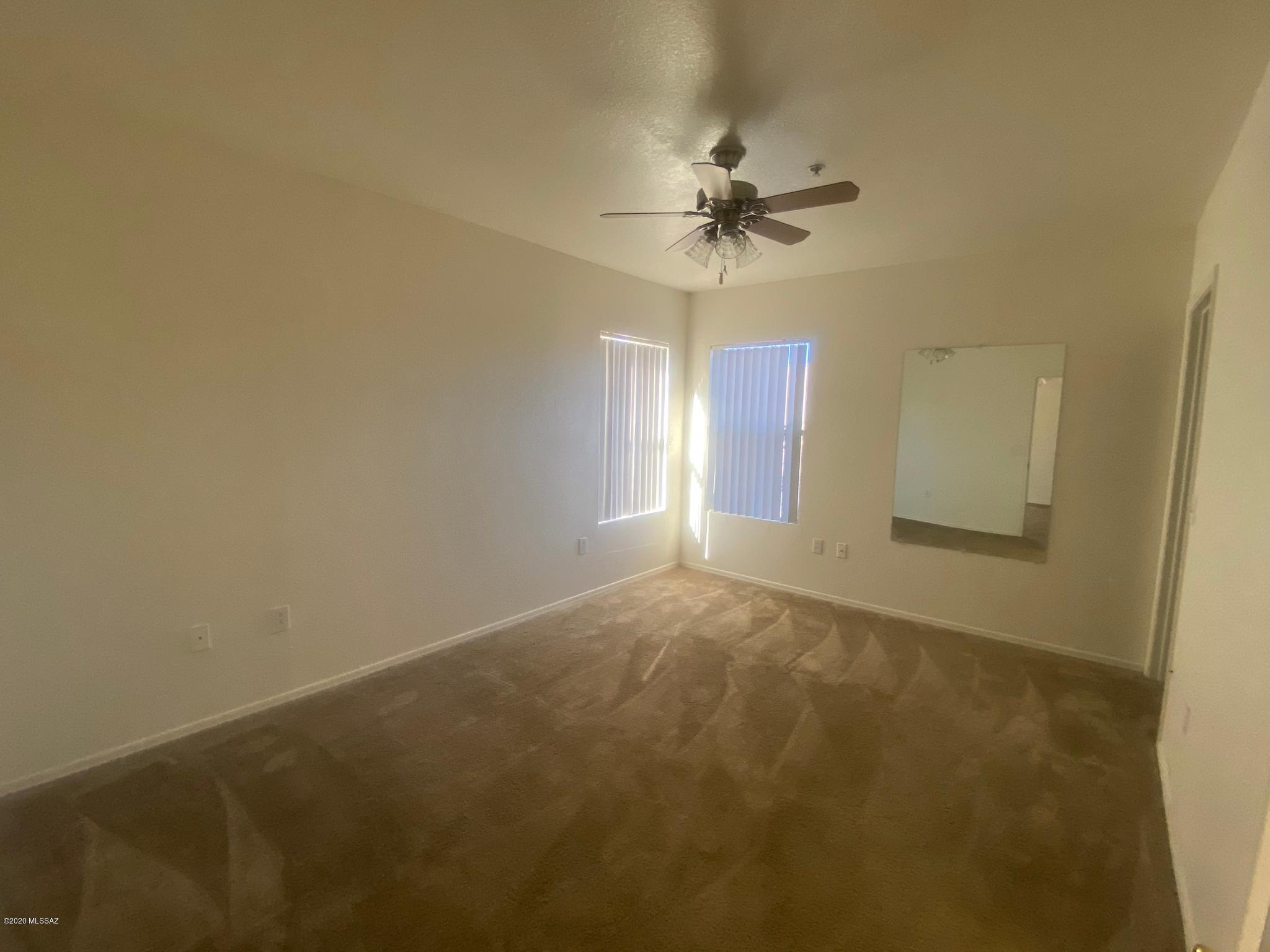 Valley Lane Townhomes (135-169) - Residential