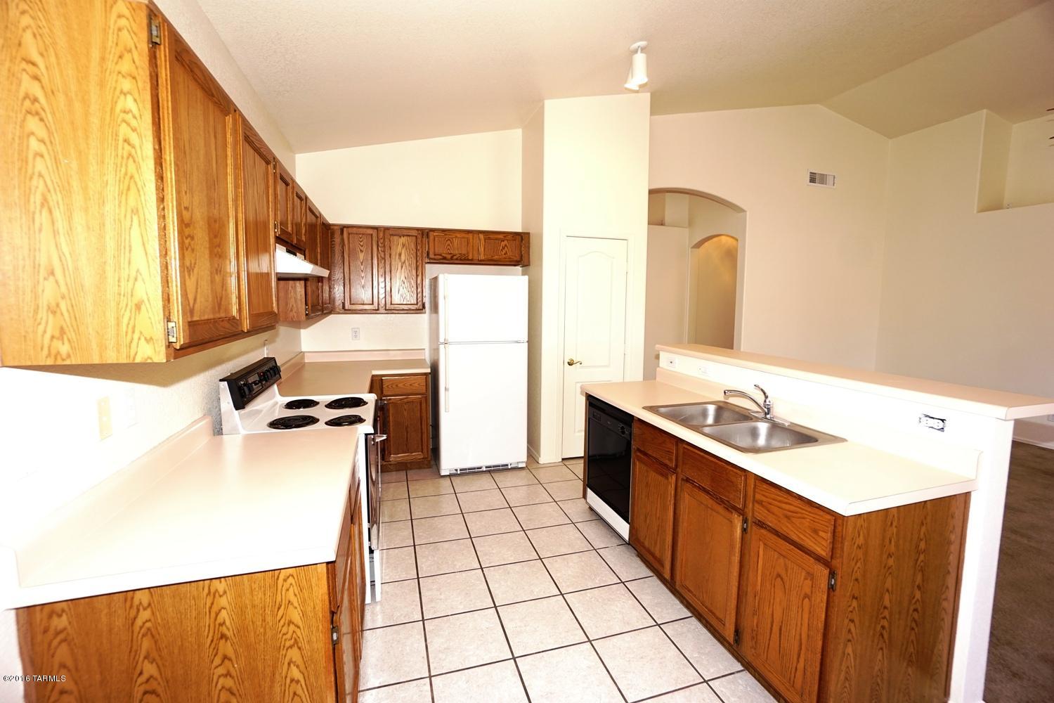 Bristol Park Resubdivision (1-83) - Residential Lease