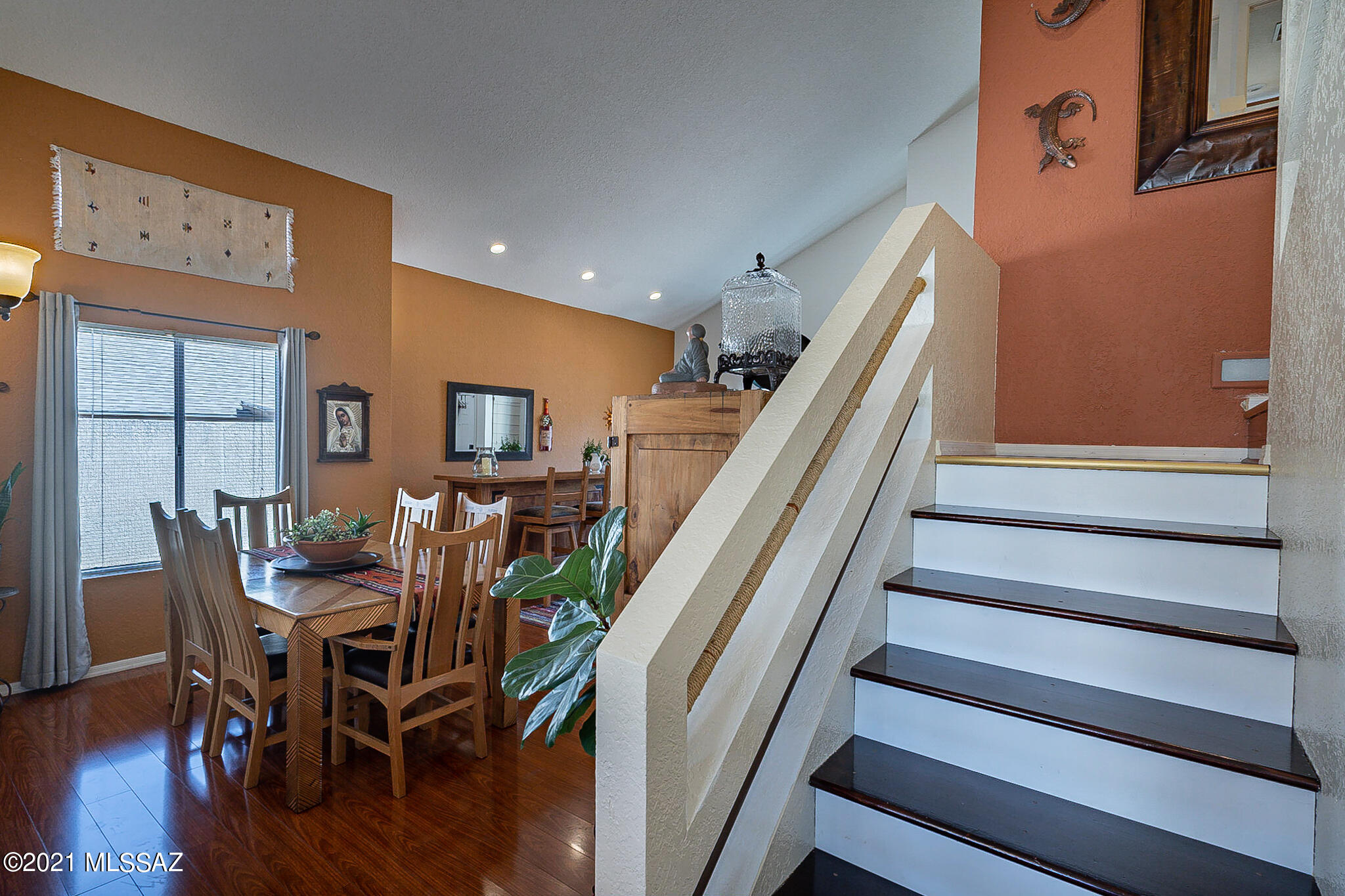 Country Highlands (1-180) - Residential
