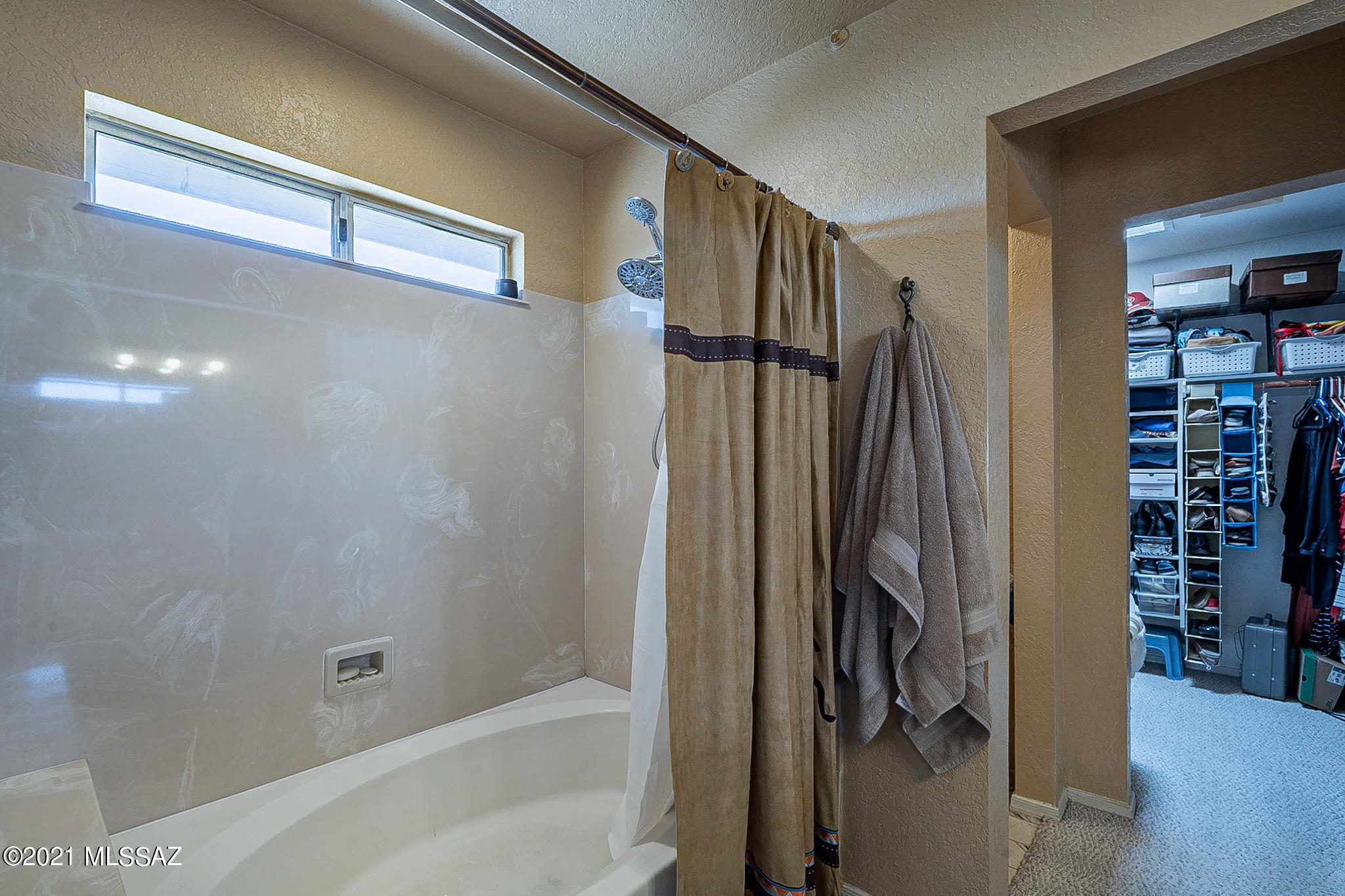 Country Highlands (1-180) - Residential