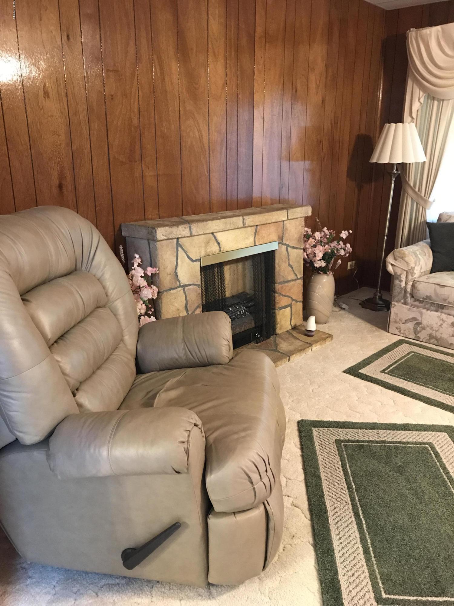 Los Robles Estates - Residential
