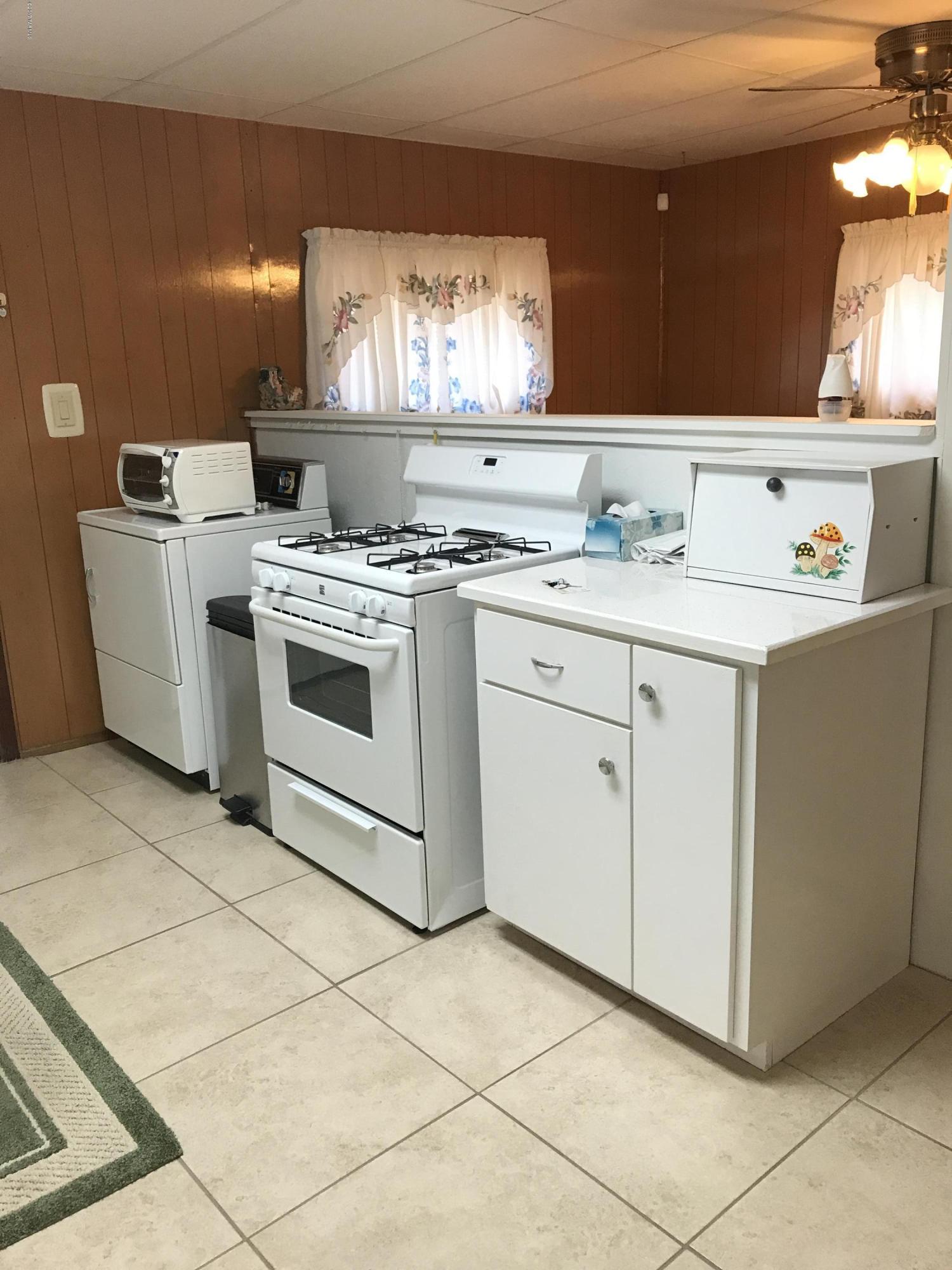 Los Robles Estates - Residential