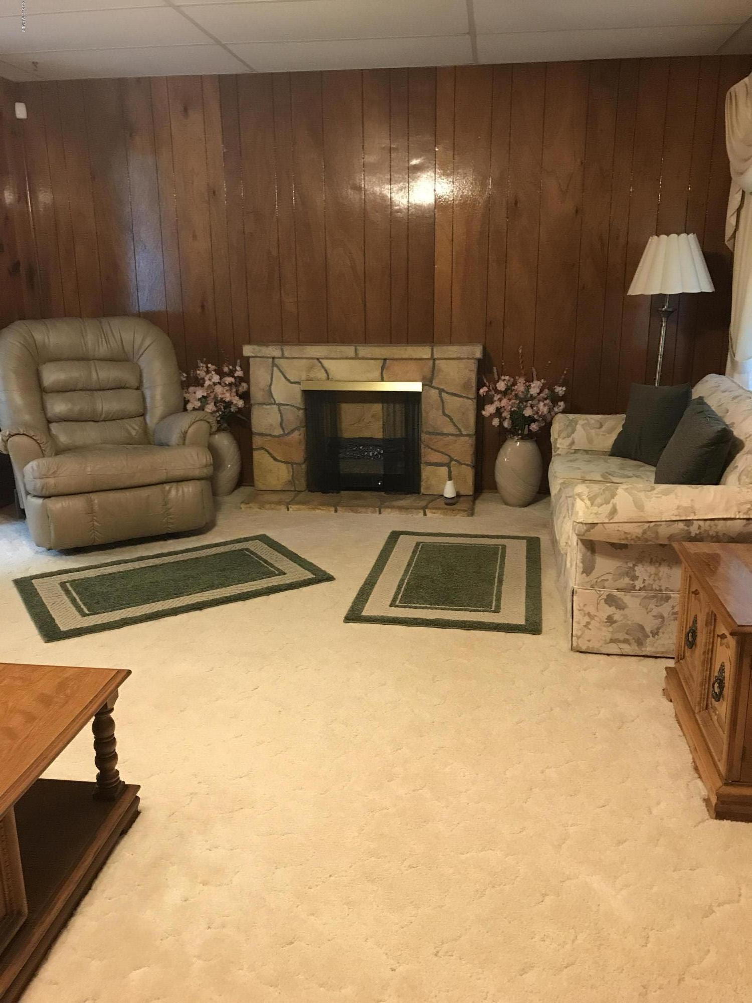 Los Robles Estates - Residential