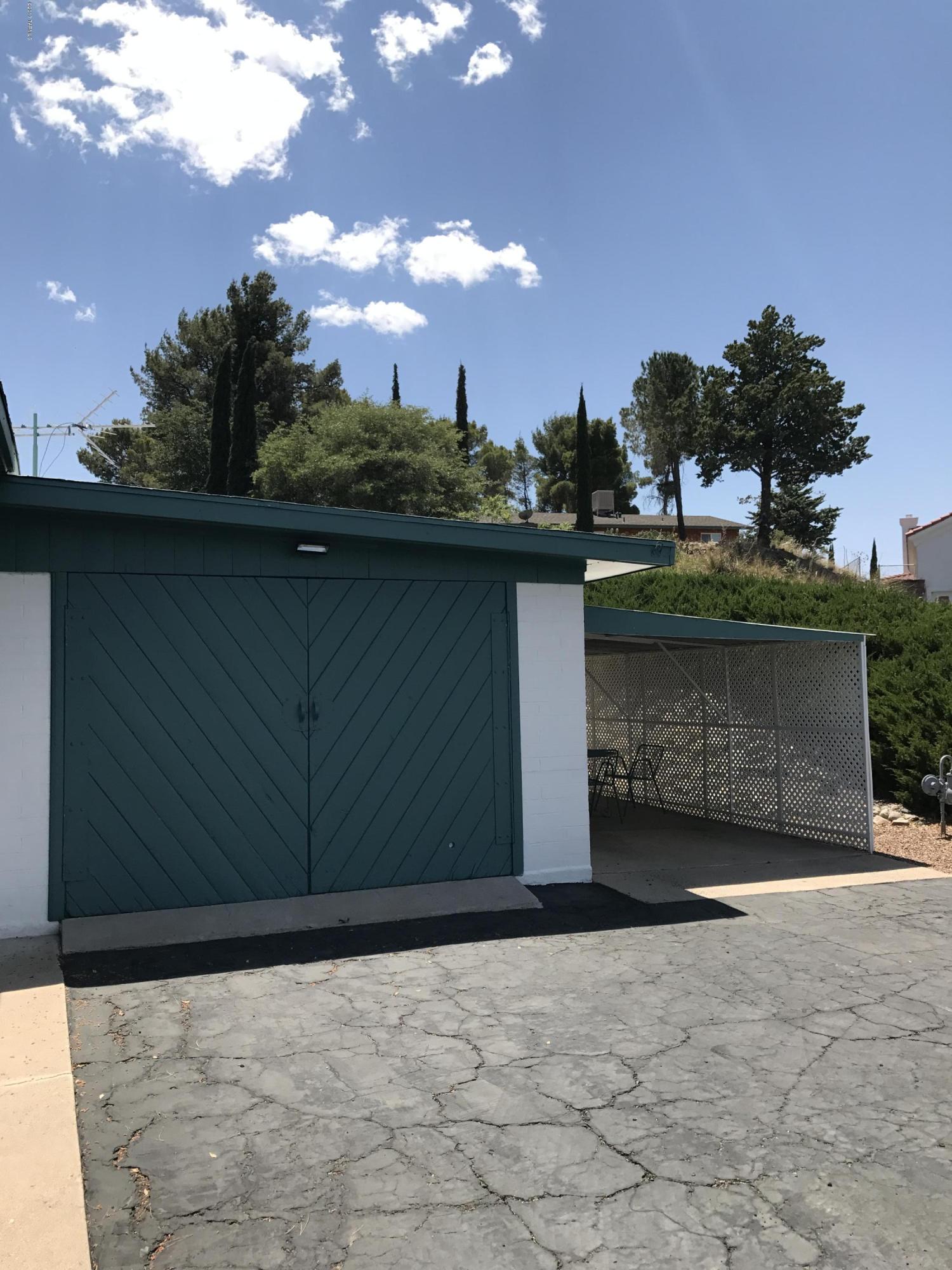 Los Robles Estates - Residential