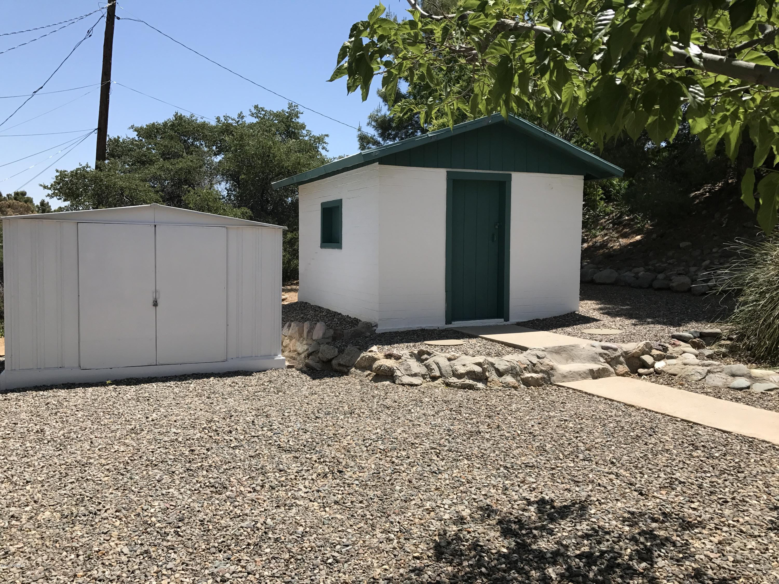 Los Robles Estates - Residential