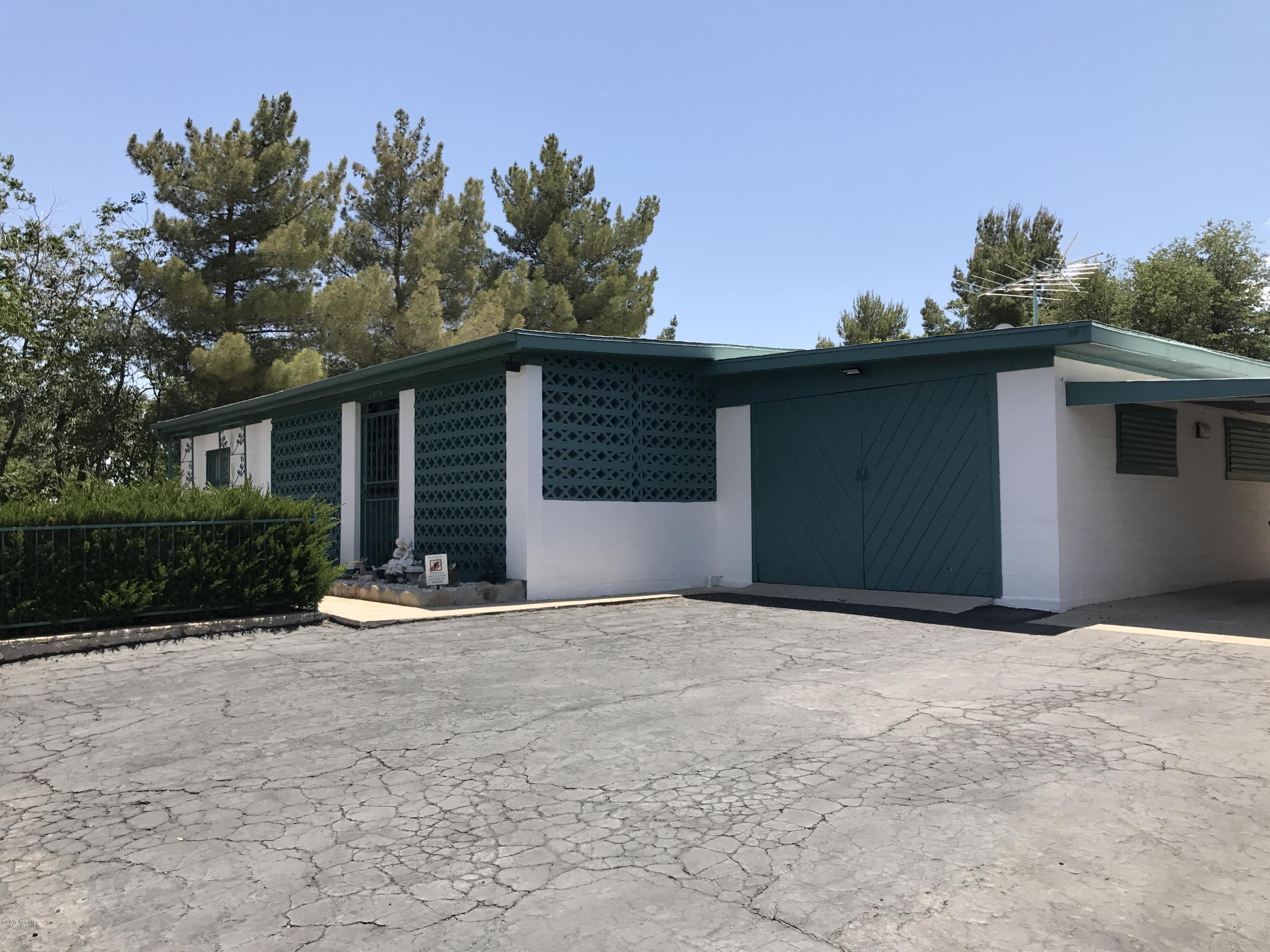 Los Robles Estates - Residential