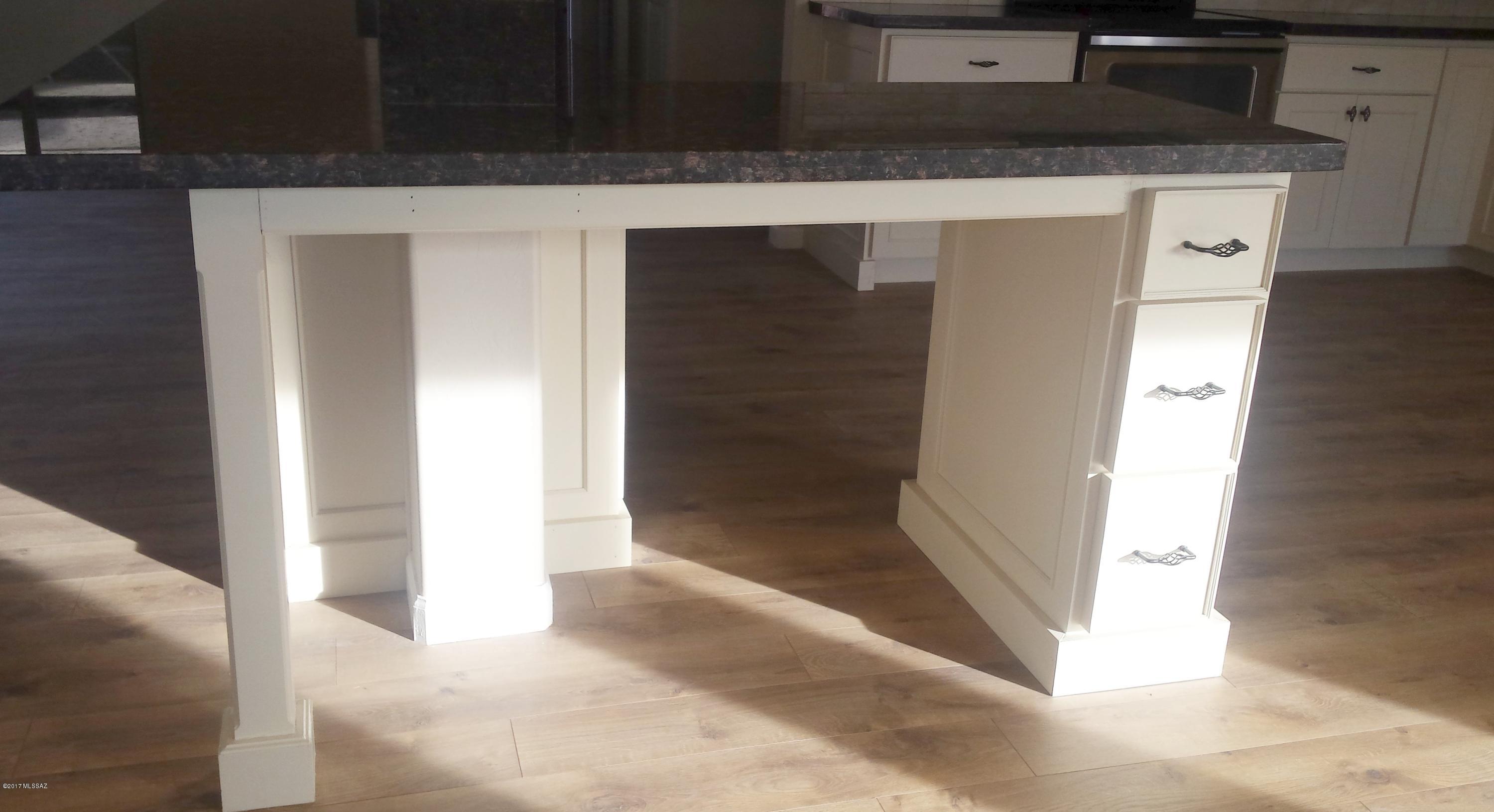 Suffolk Hills (1-44,1A&1B&BLKA&B) - Residential