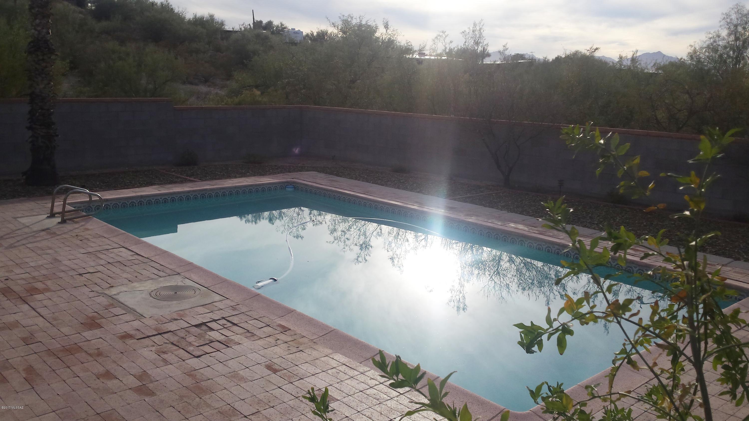 Suffolk Hills (1-44,1A&1B&BLKA&B) - Residential