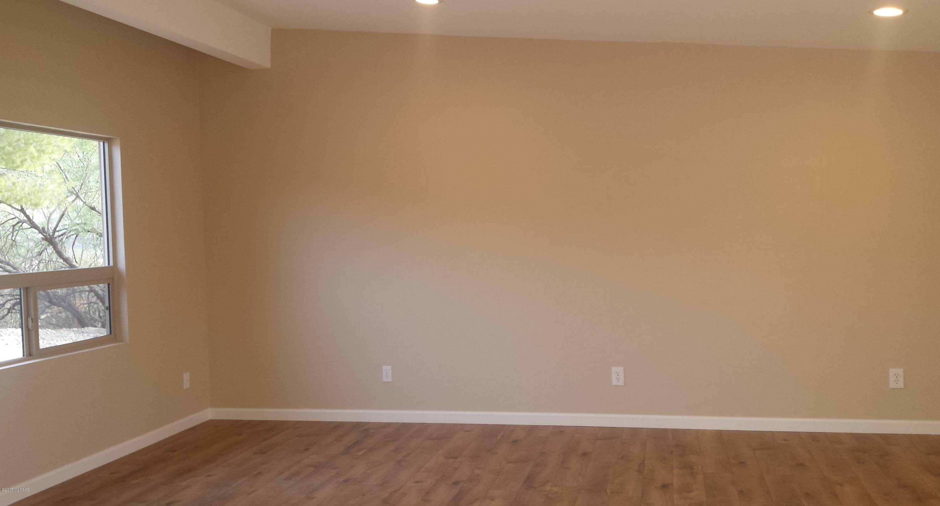 Suffolk Hills (1-44,1A&1B&BLKA&B) - Residential
