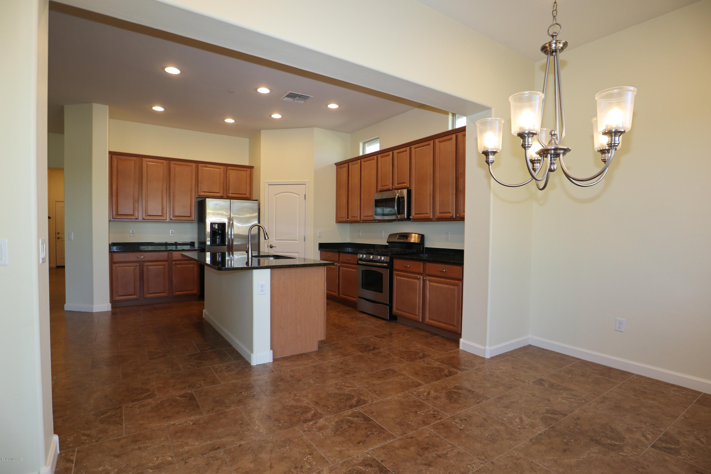 Preserve III at Dove Mtn (306-486,530-534,577-605) - Residential Lease