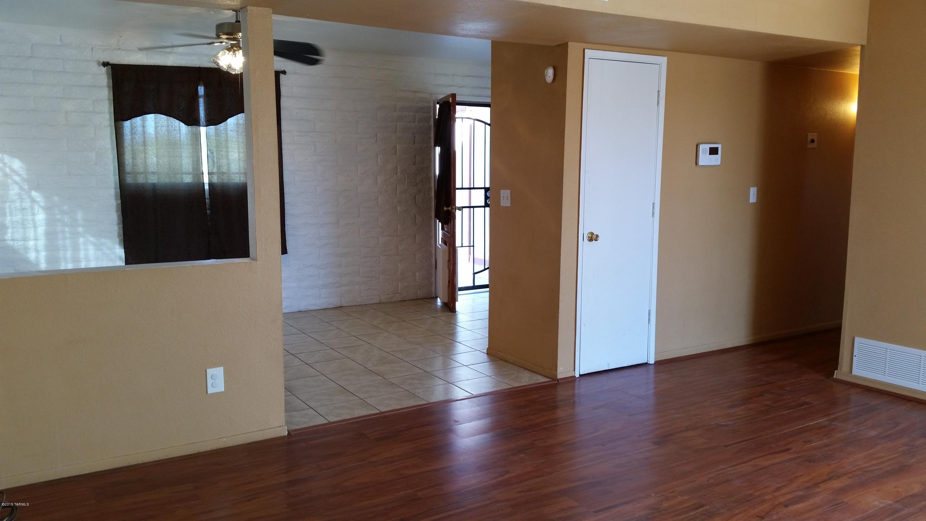 Jamaican Estates (1-77) - Residential Lease