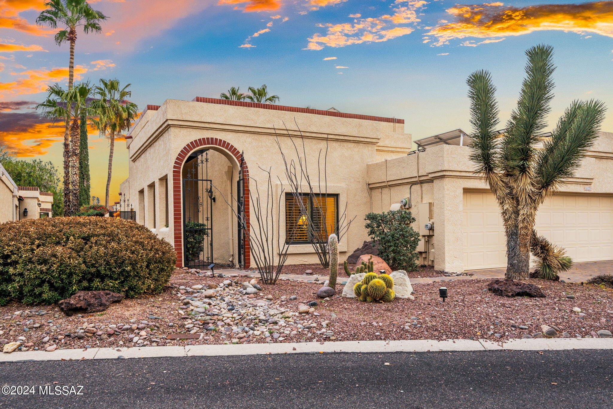 Tucson National Townhomes West(1-80) - Residential