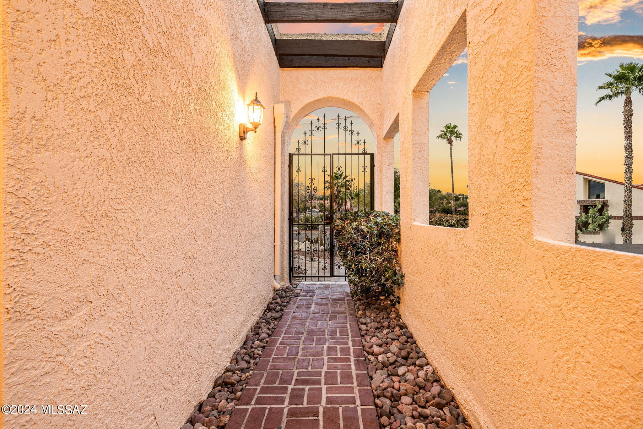 Tucson National Townhomes West(1-80) - Residential