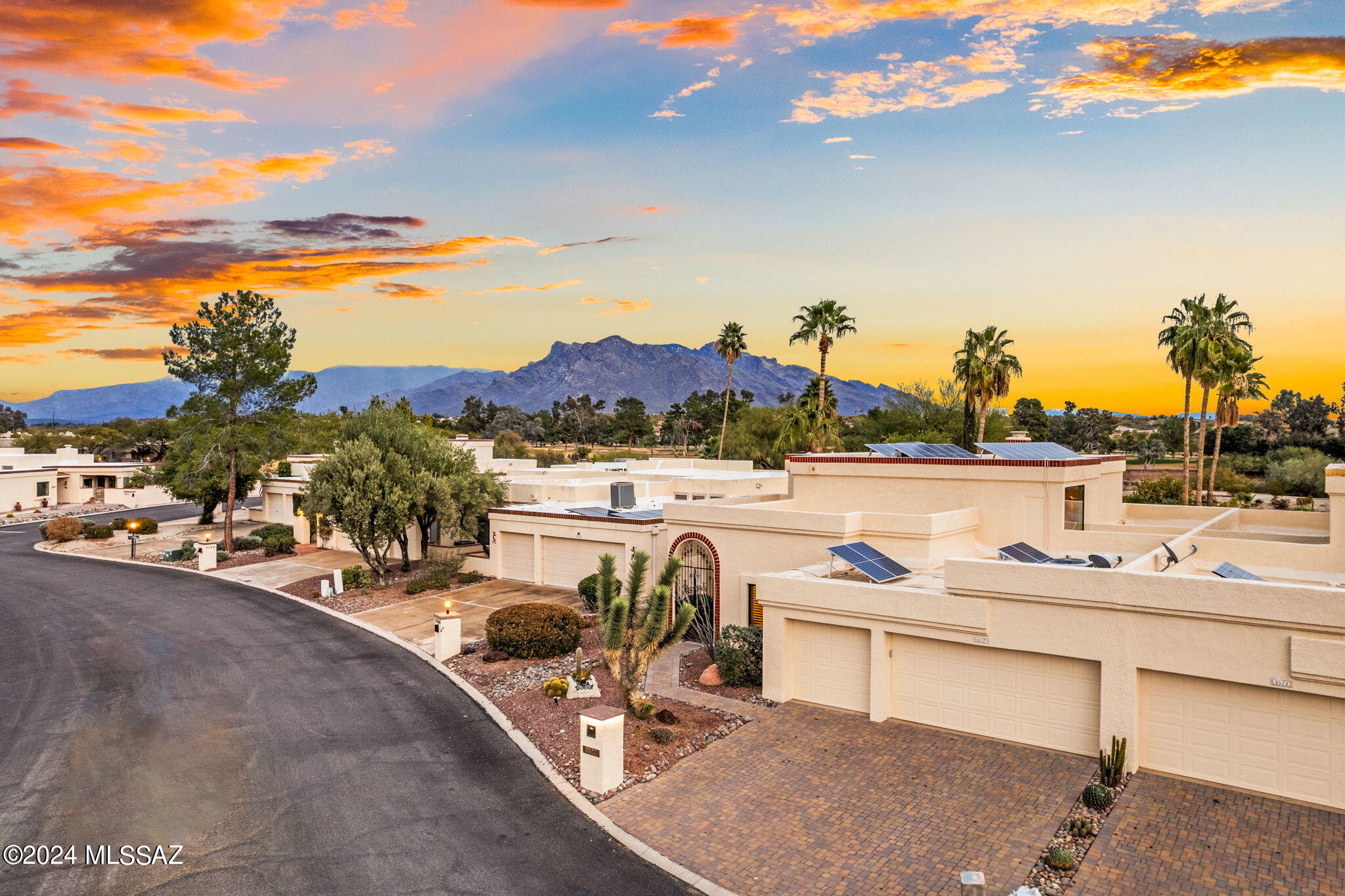 Tucson National Townhomes West(1-80) - Residential