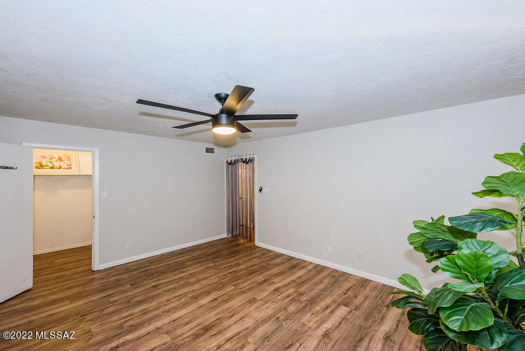 Las Colinas Condominiums - Residential