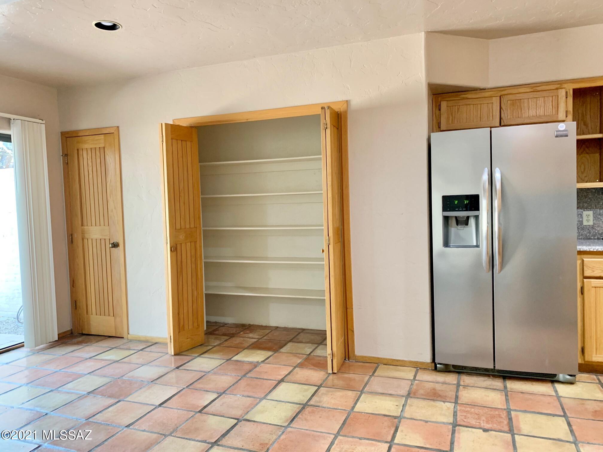 Tucson Racquet Club Twnhms. (1-56) - Residential