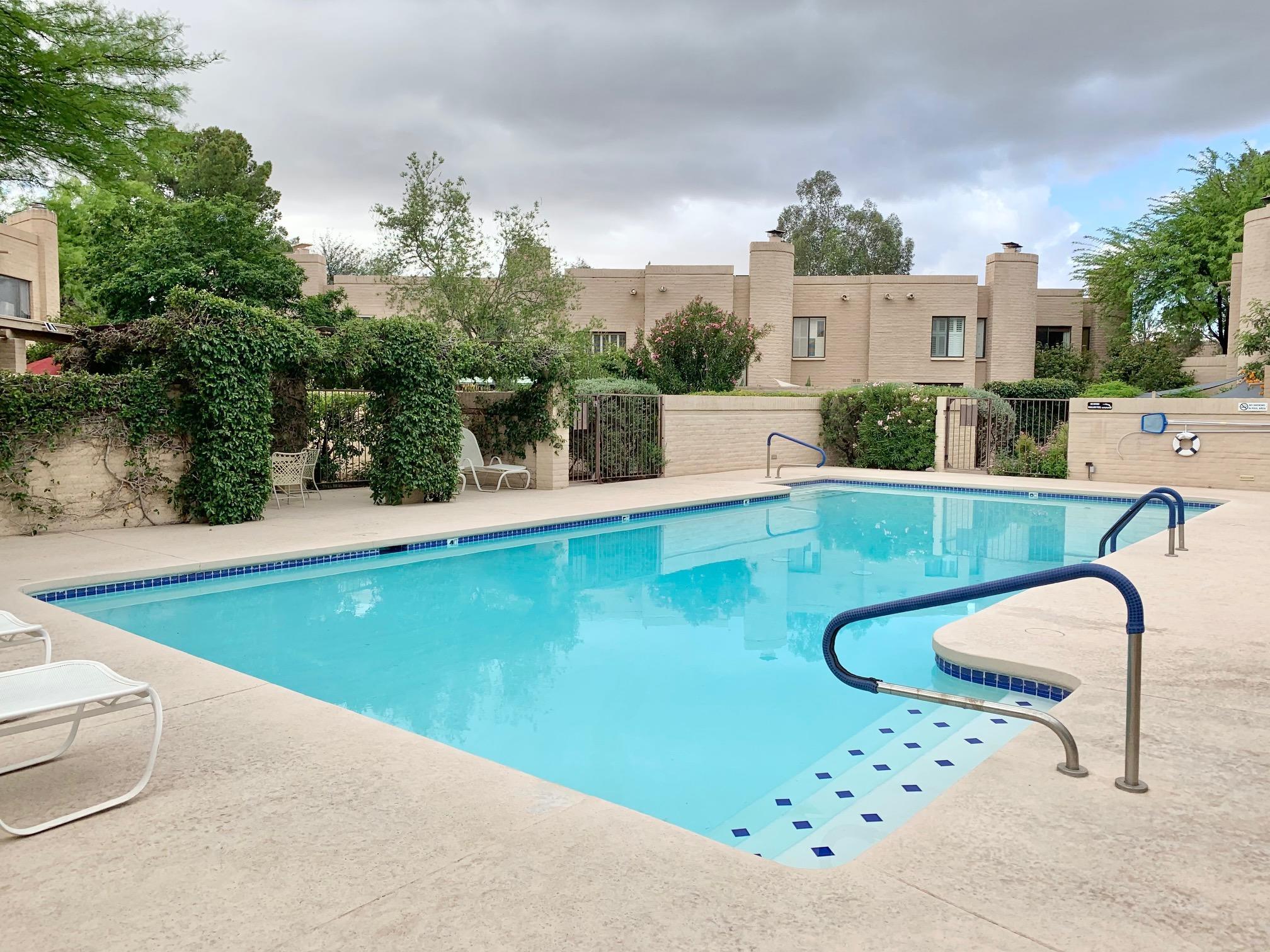 Tucson Racquet Club Twnhms. (1-56) - Residential